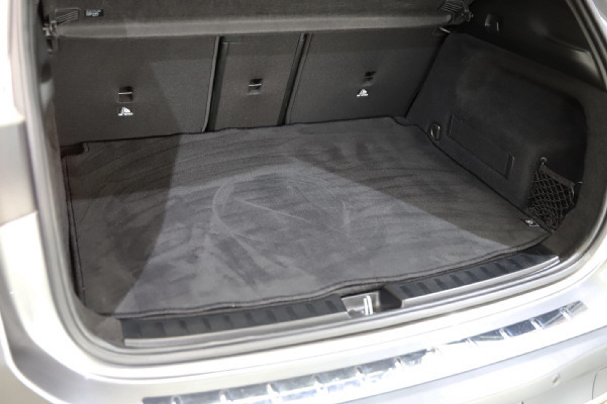 listing desktop thumbnail image 11