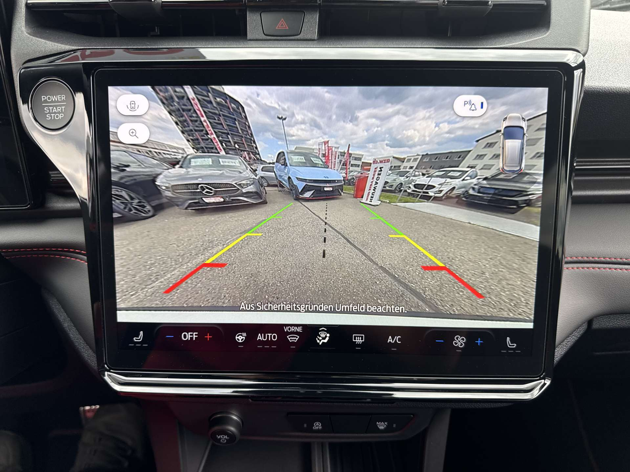 listing desktop thumbnail image 8