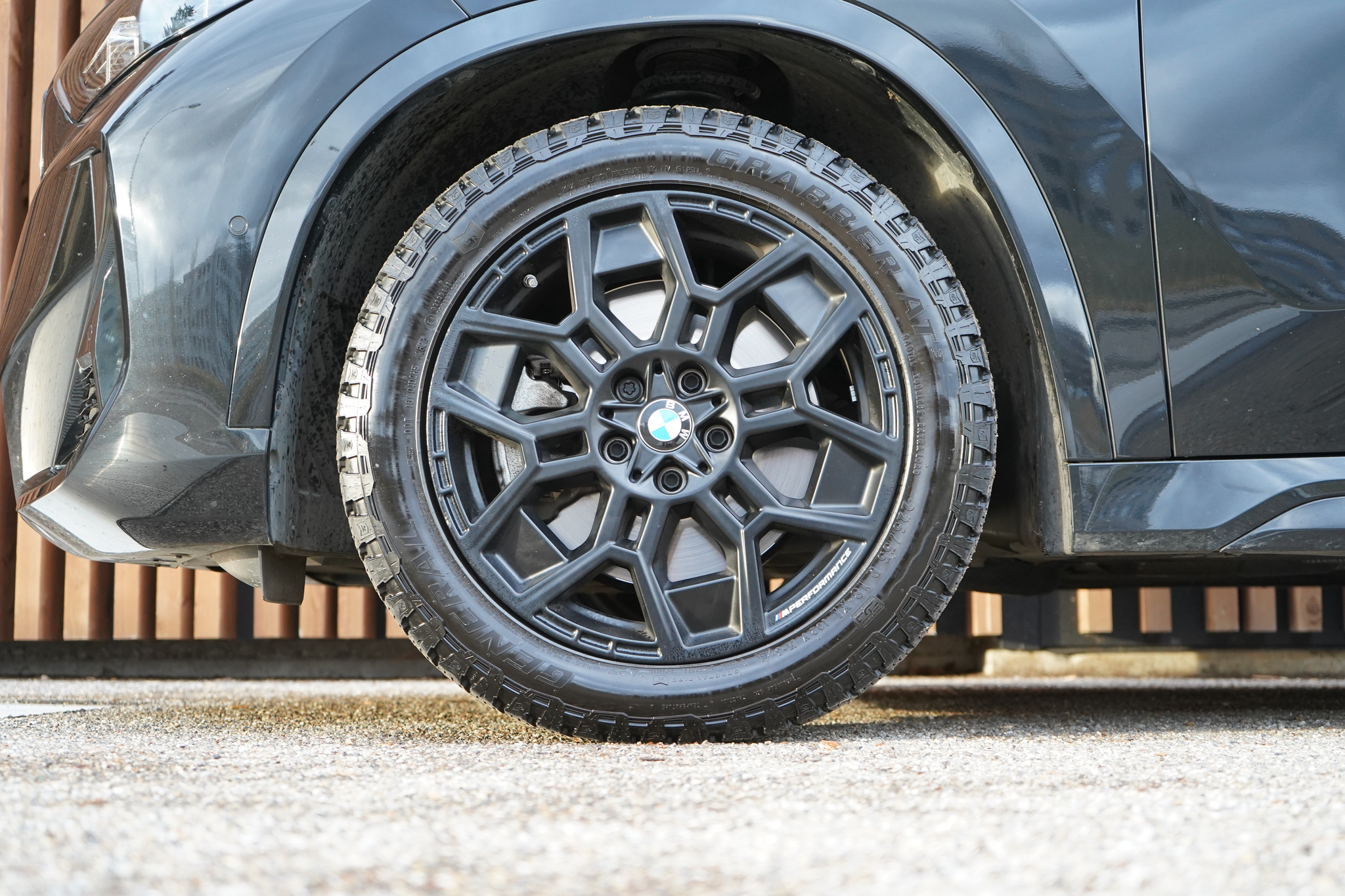 listing desktop thumbnail image 16