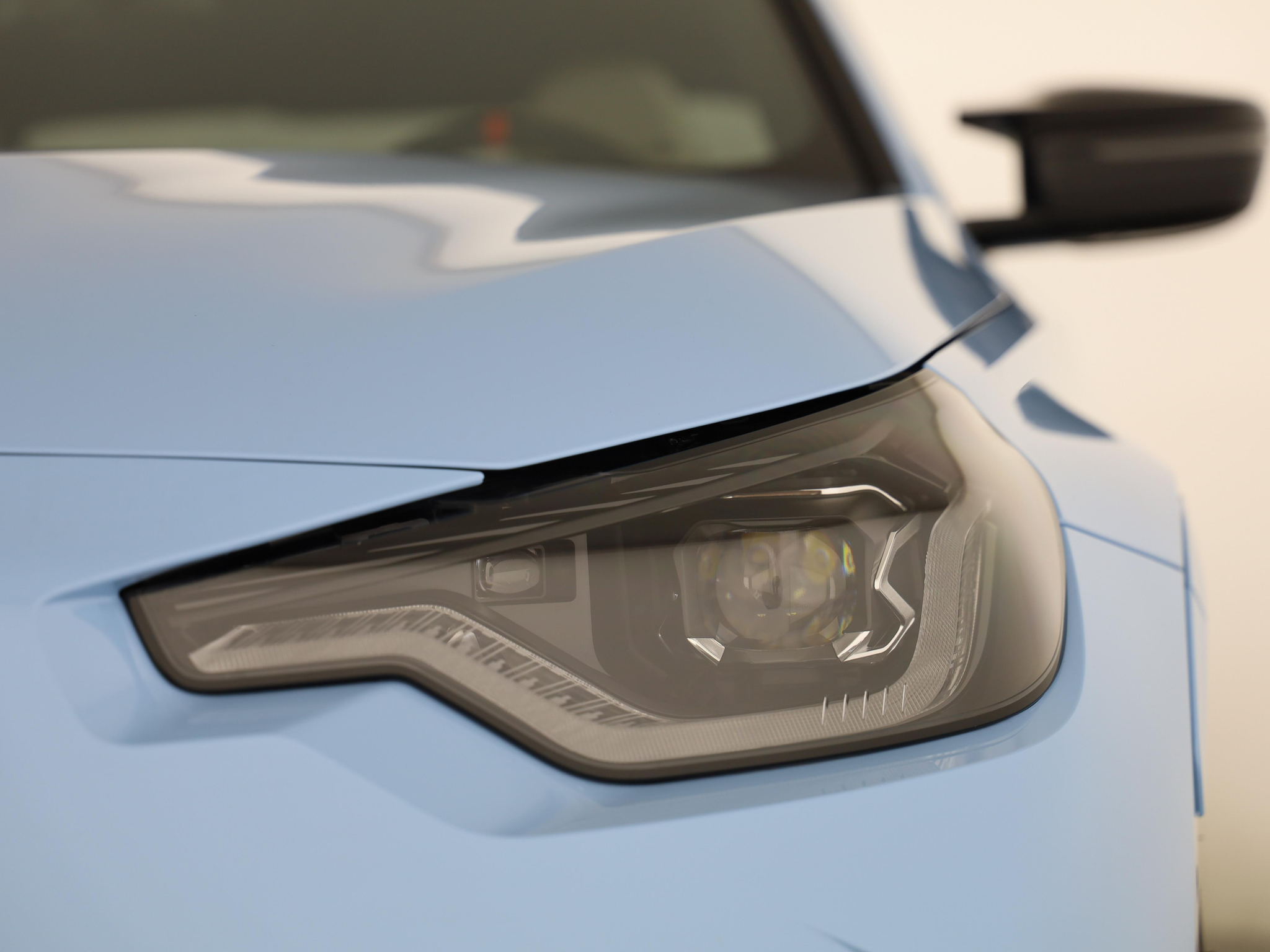 listing desktop thumbnail image 5