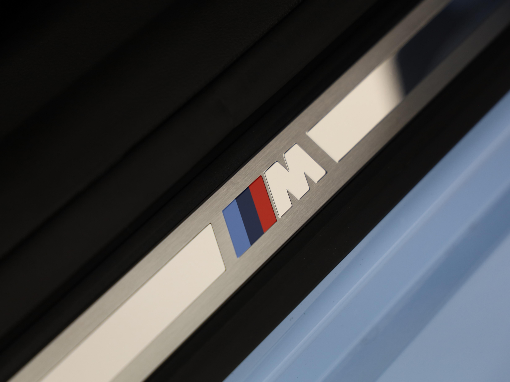 listing desktop thumbnail image 14