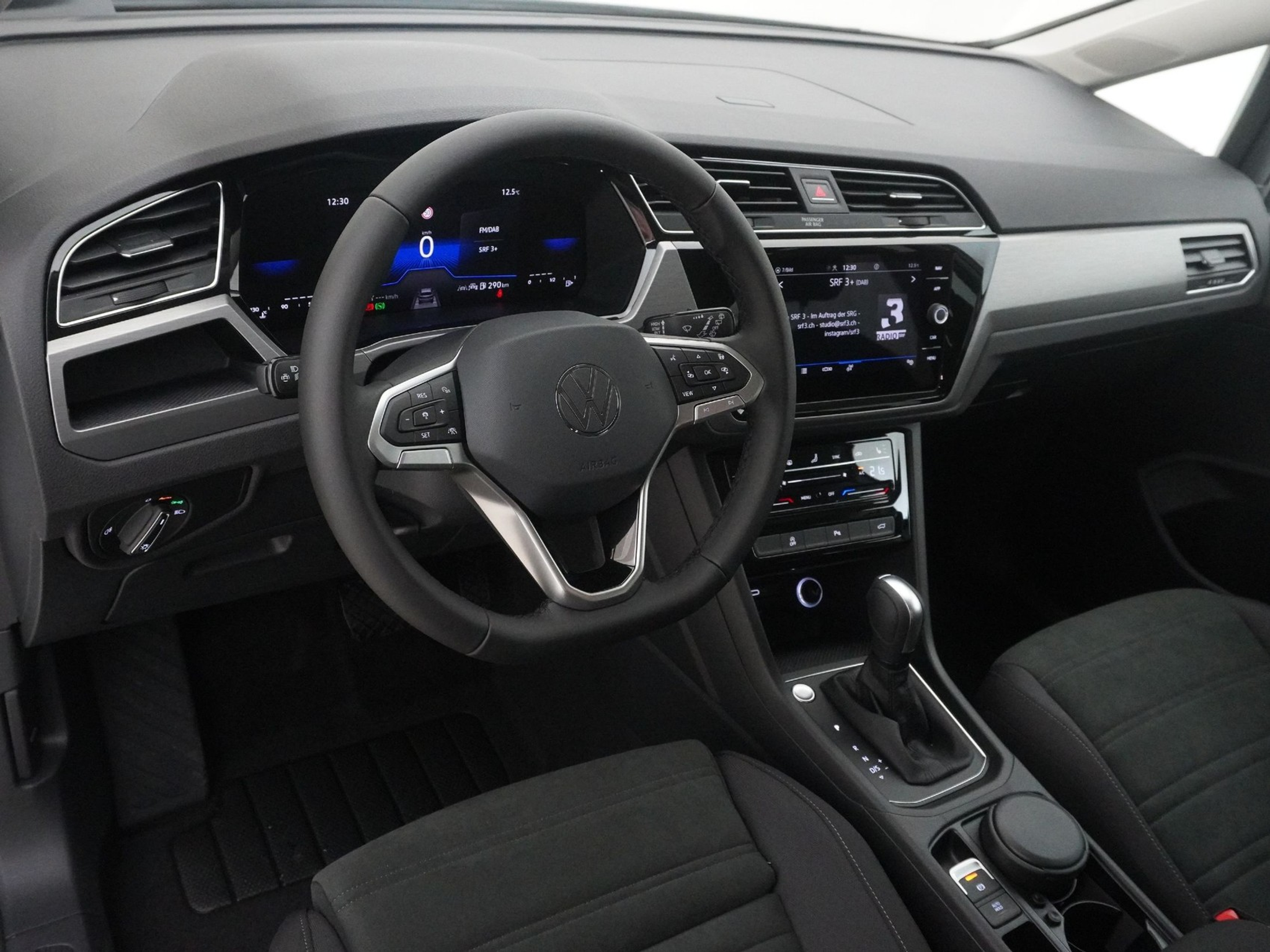 listing desktop thumbnail image 10