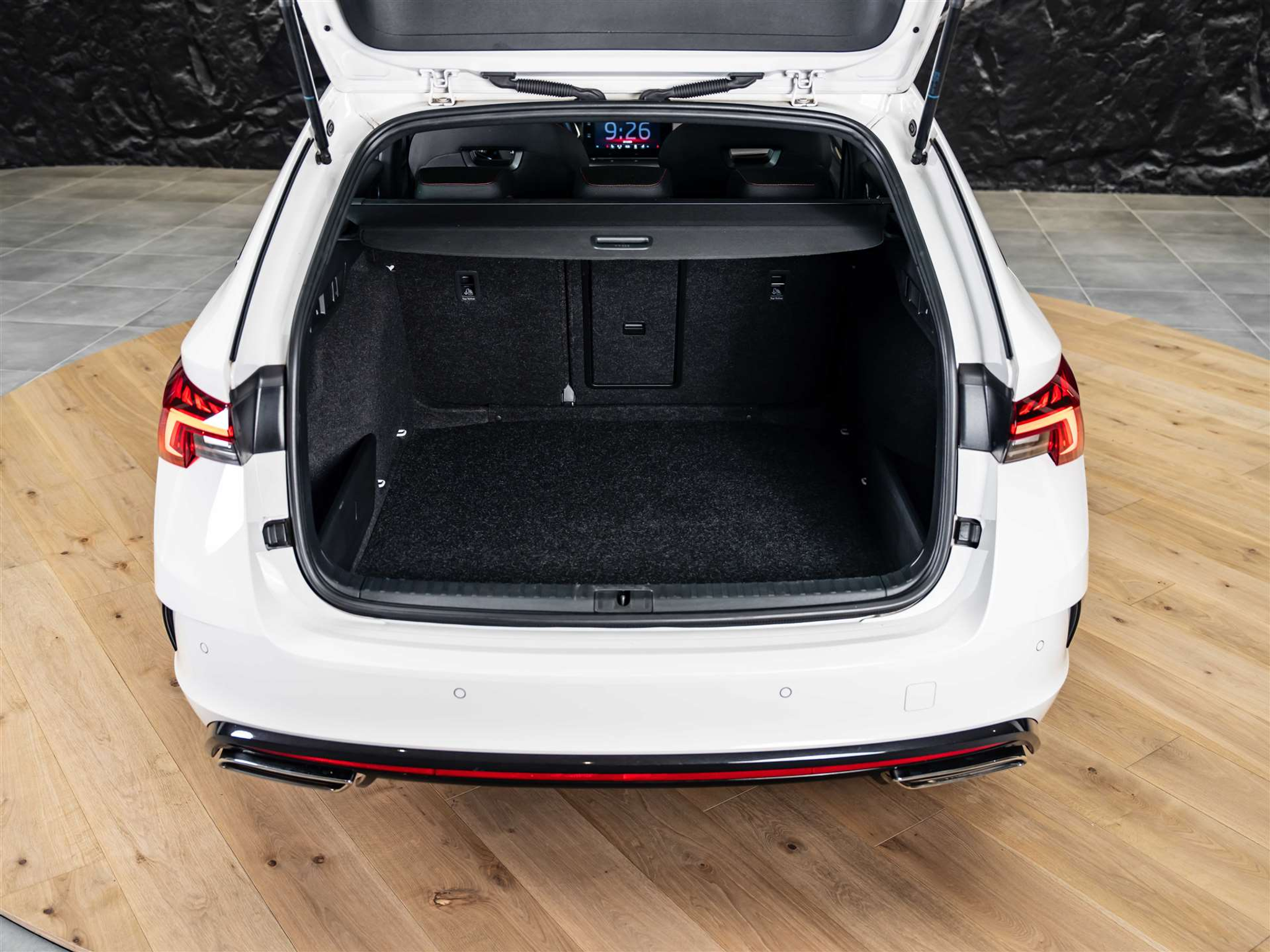 listing desktop thumbnail image 45