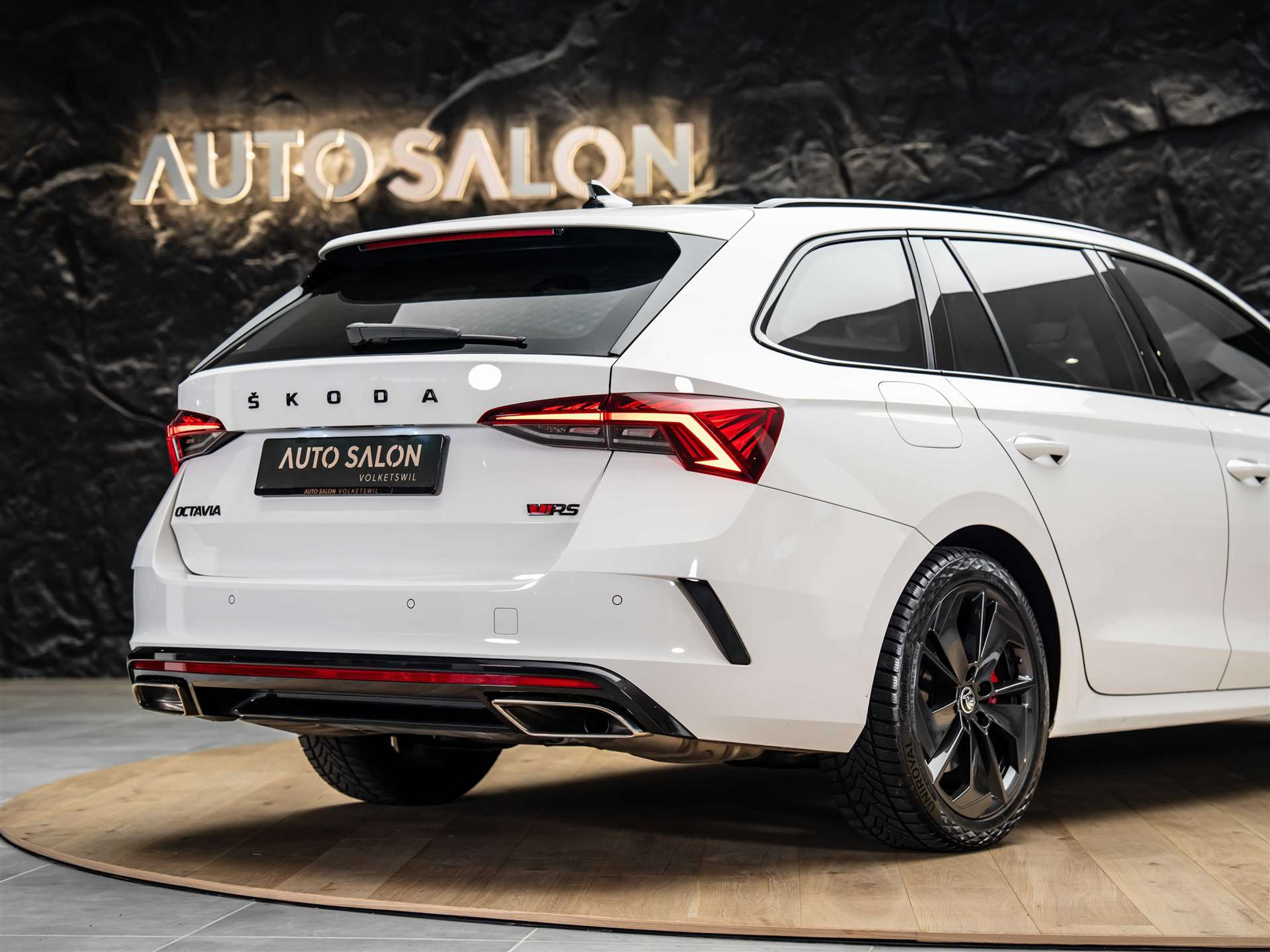 listing desktop thumbnail image 22