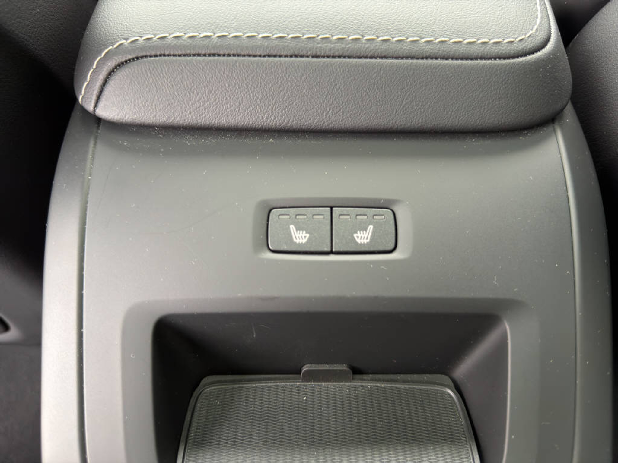 listing desktop thumbnail image 22