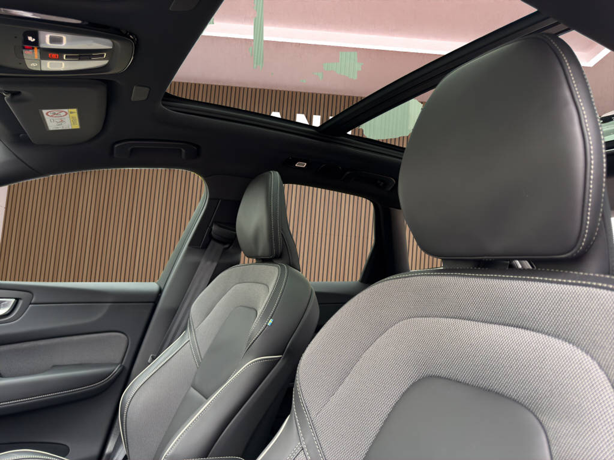 listing desktop thumbnail image 18