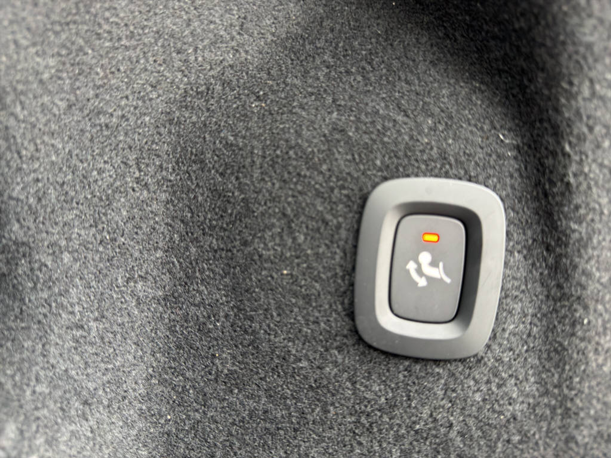 listing desktop thumbnail image 24