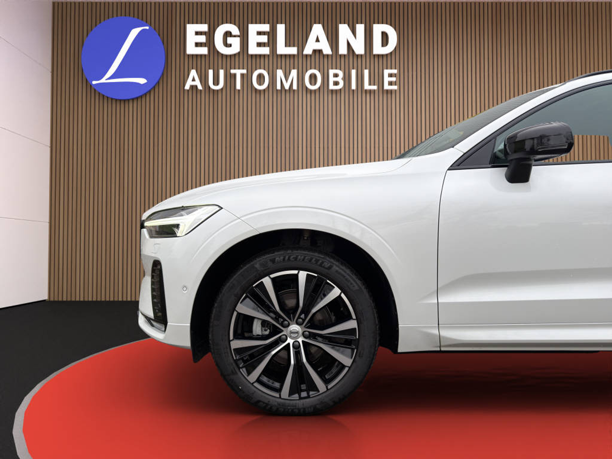 listing desktop thumbnail image 8