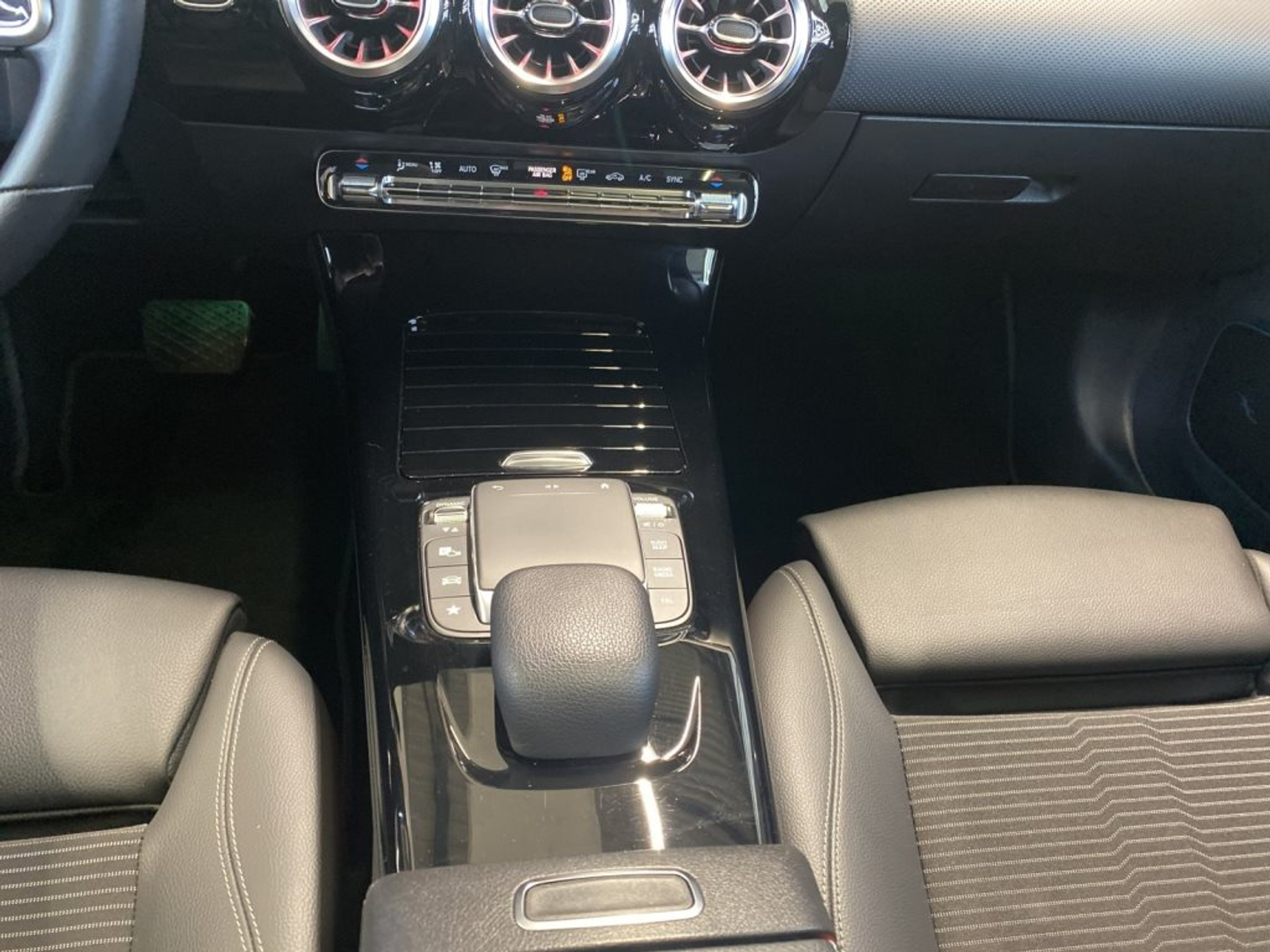 listing desktop thumbnail image 9