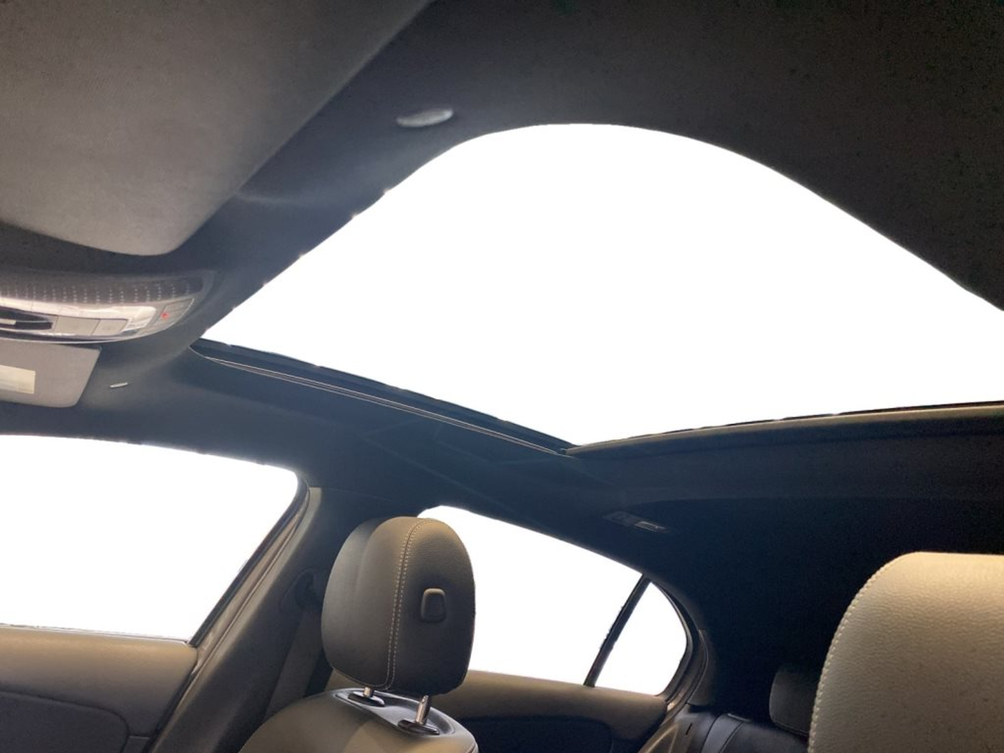 listing desktop thumbnail image 11