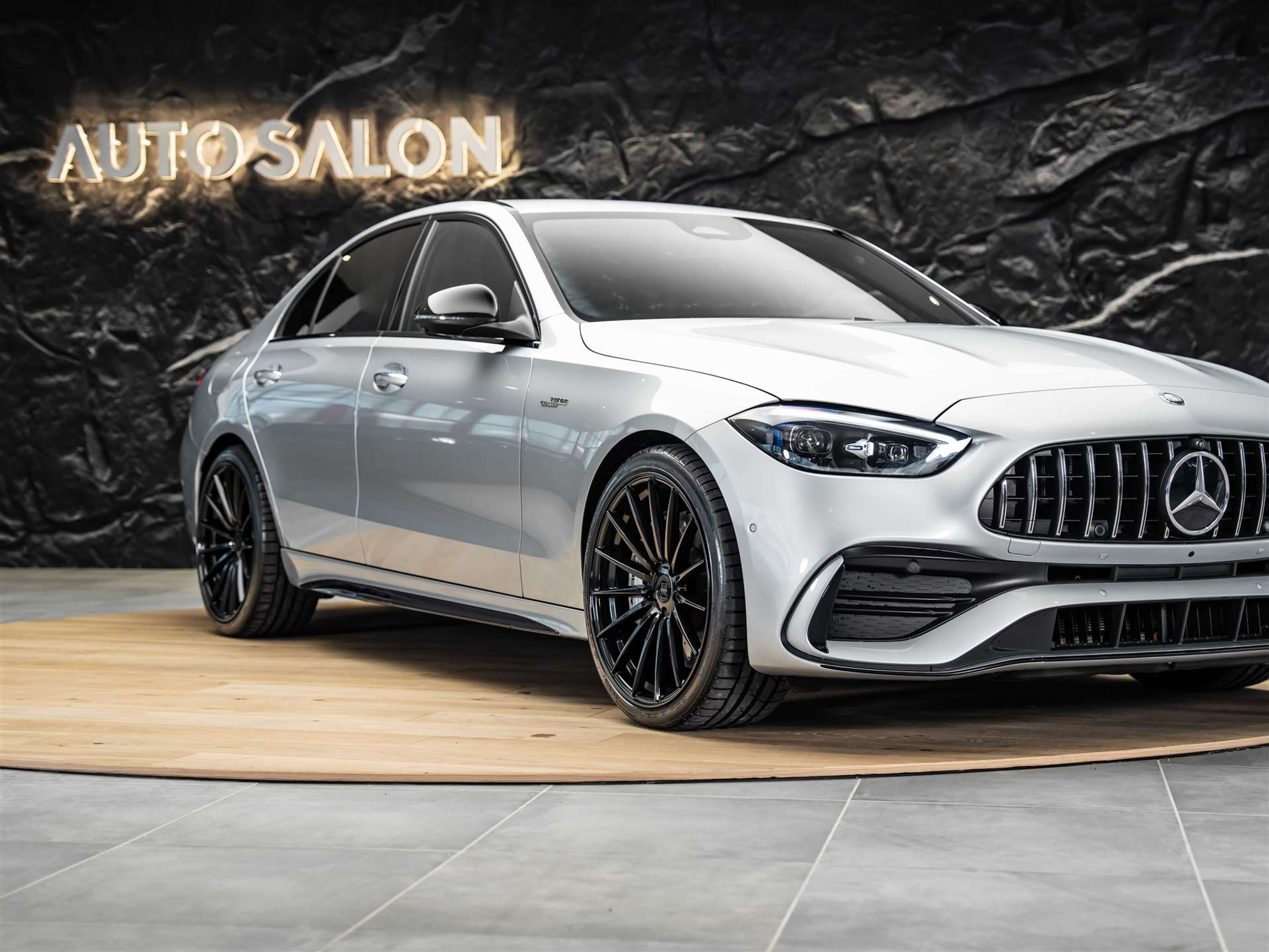 listing desktop thumbnail image 22