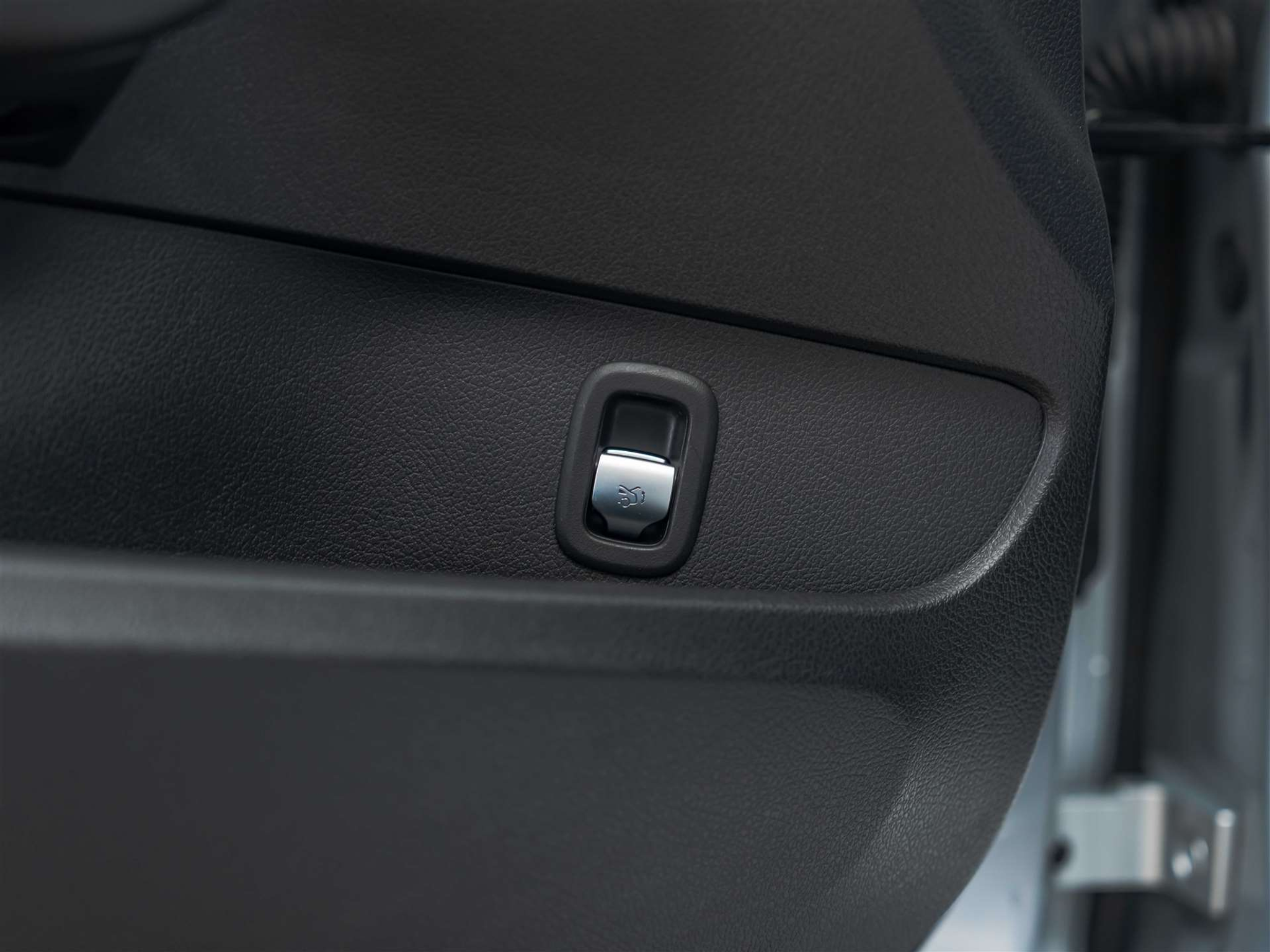 listing desktop thumbnail image 26