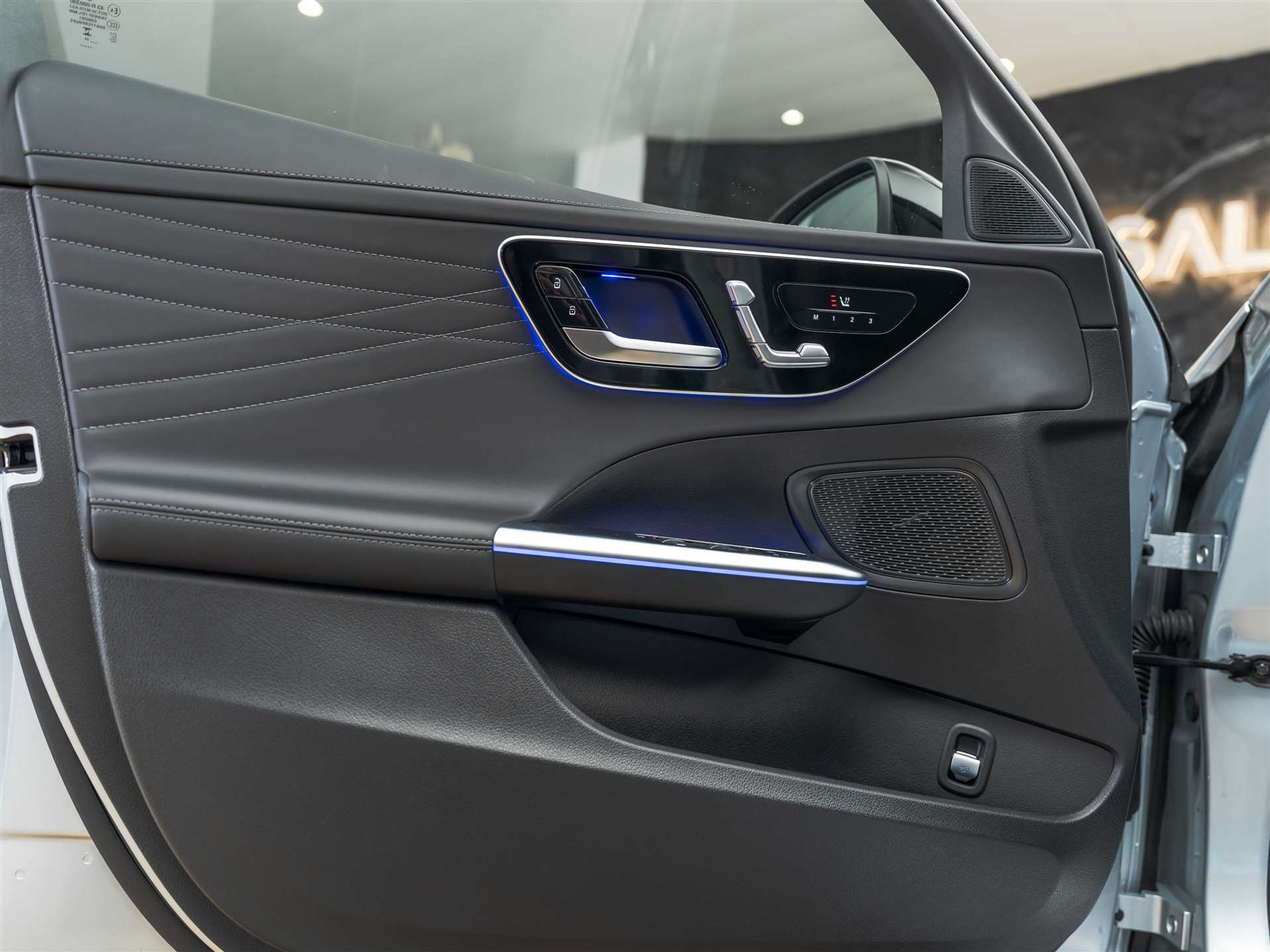 listing desktop thumbnail image 23