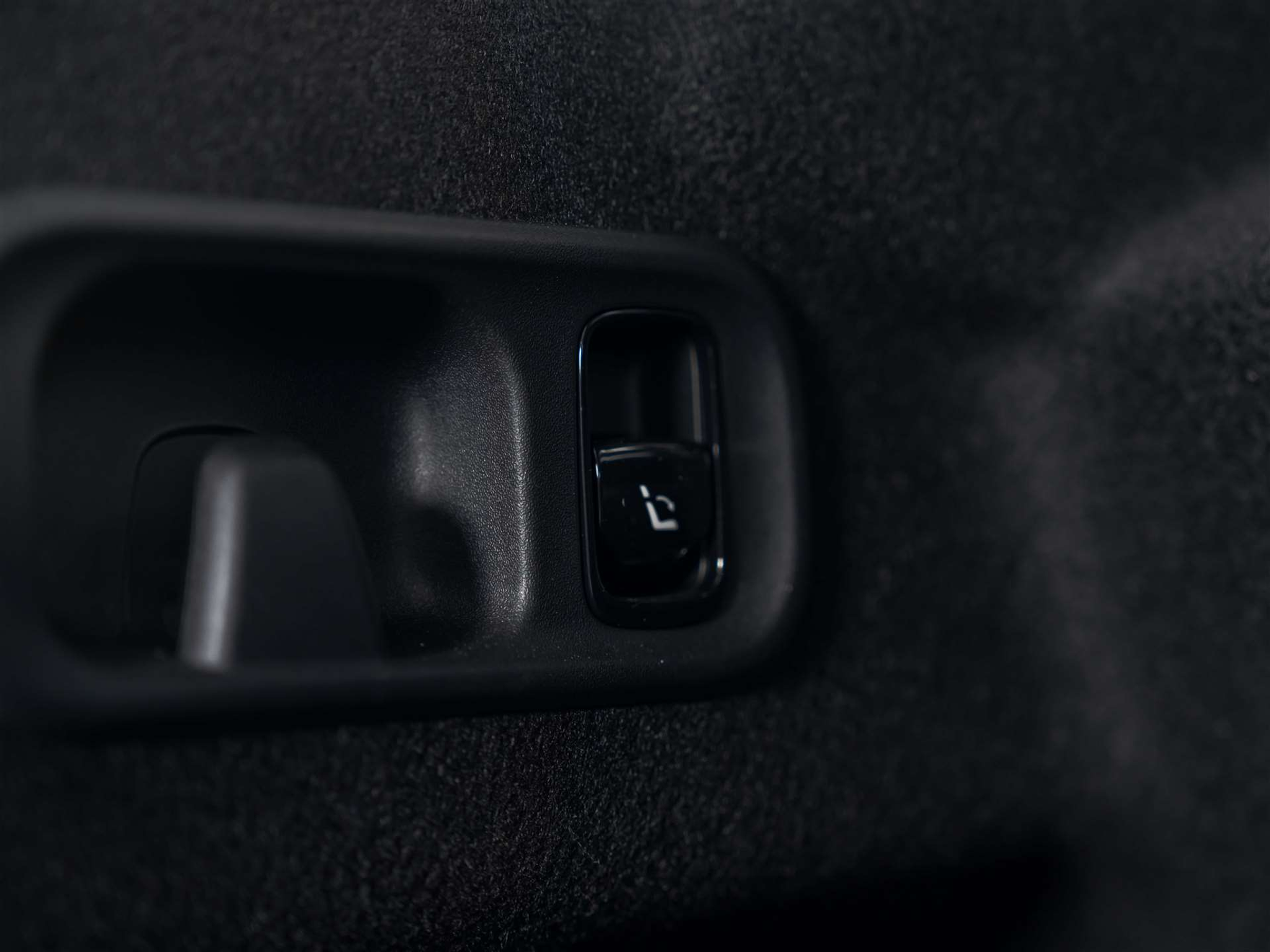 listing desktop thumbnail image 48