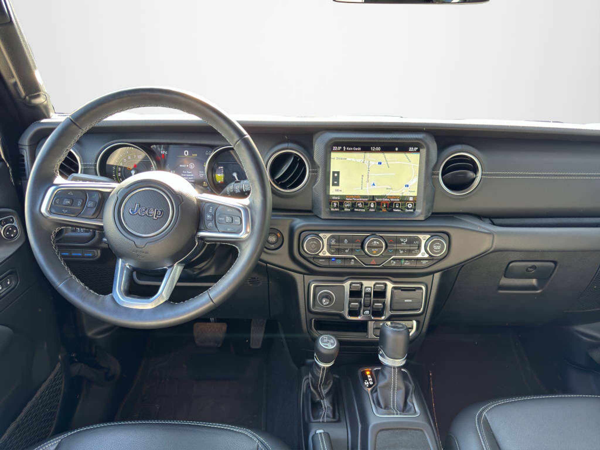 listing desktop thumbnail image 10