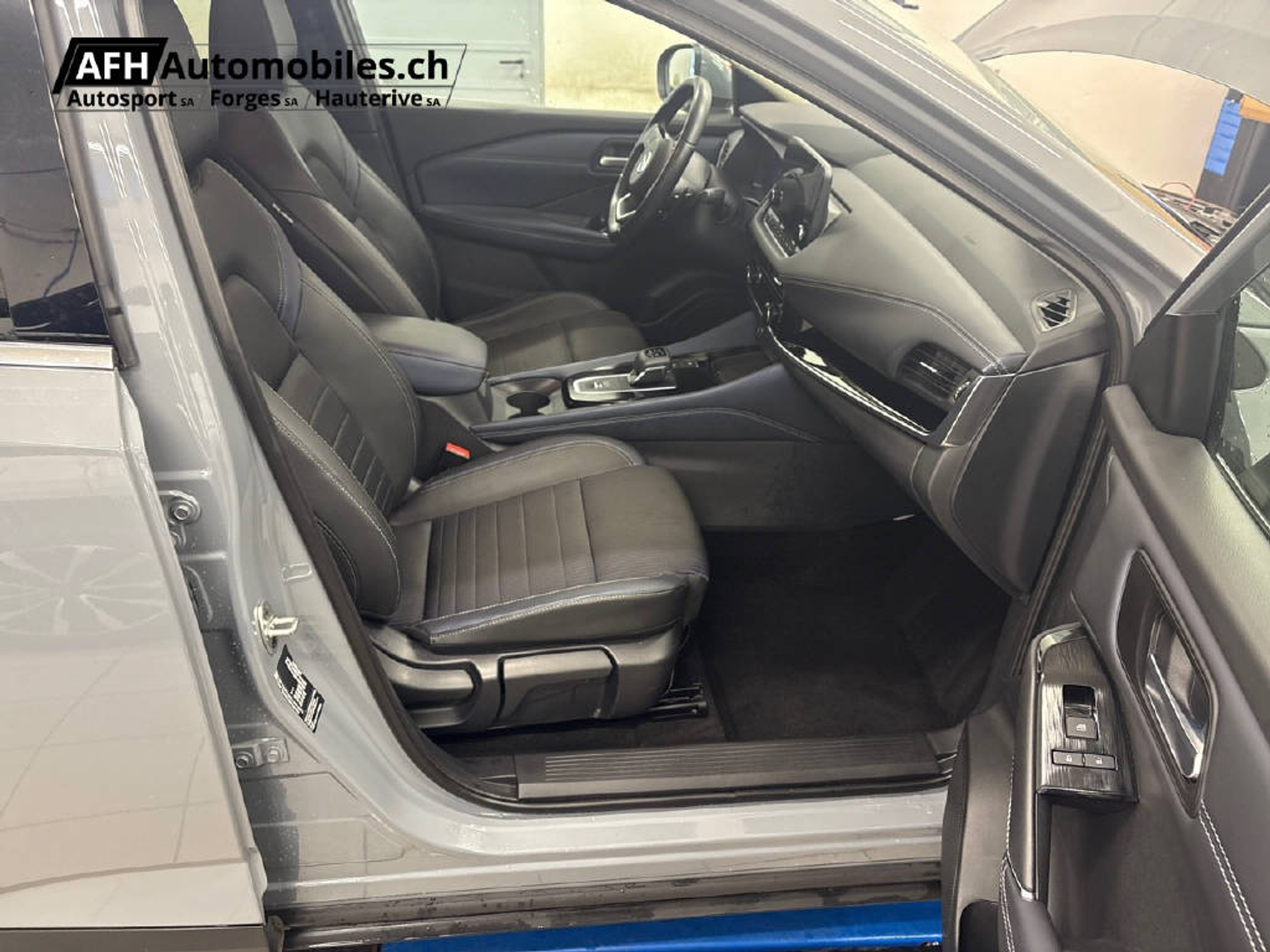 listing desktop thumbnail image 18