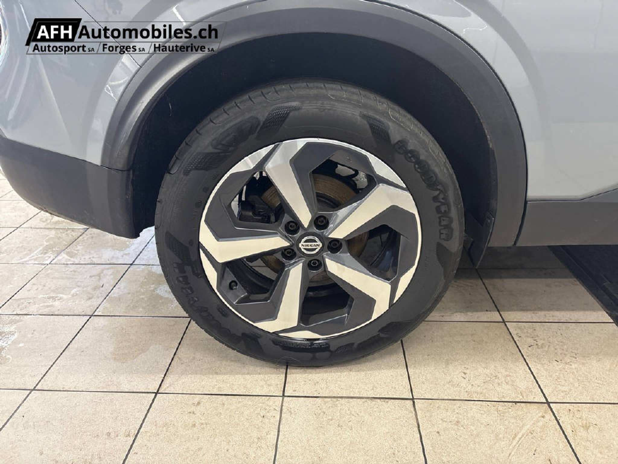 listing desktop thumbnail image 21