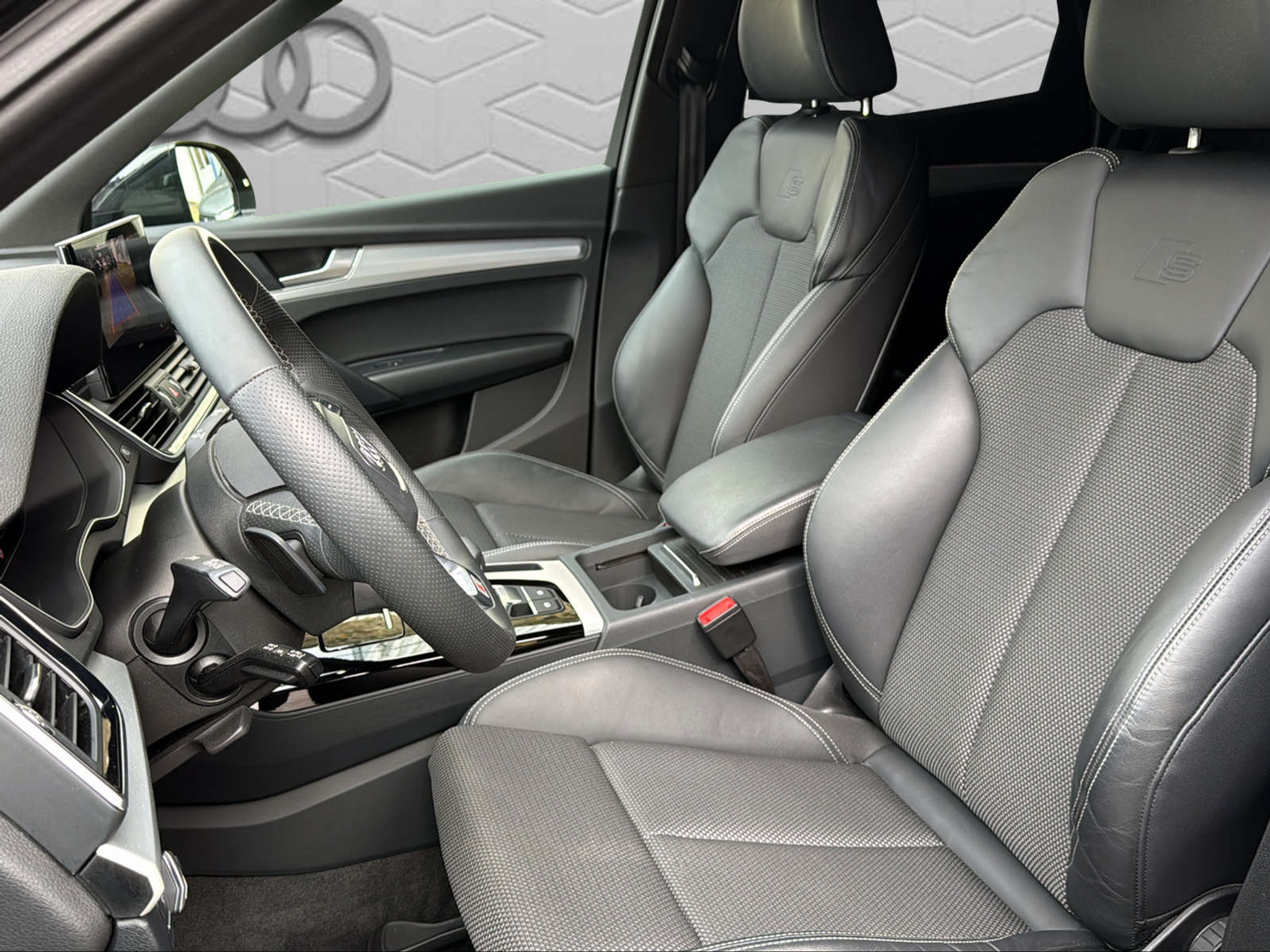 listing desktop thumbnail image 10