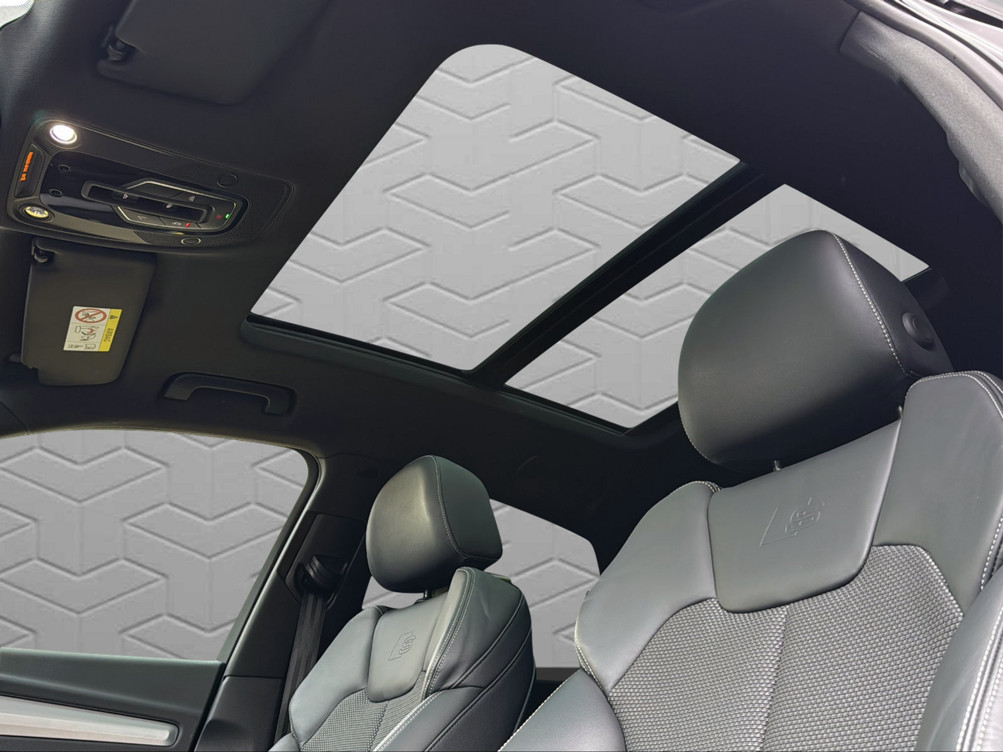 listing desktop thumbnail image 18