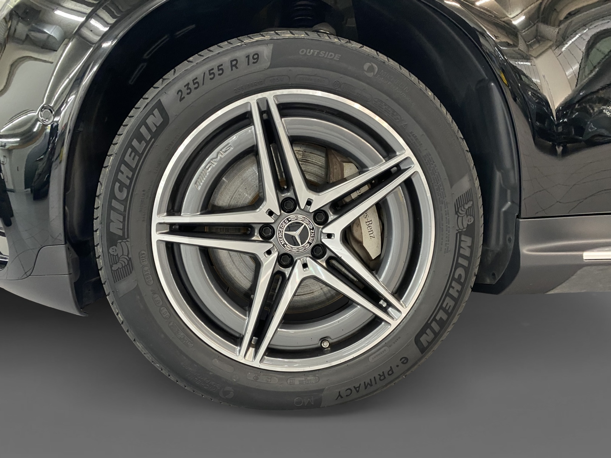 listing desktop thumbnail image 5