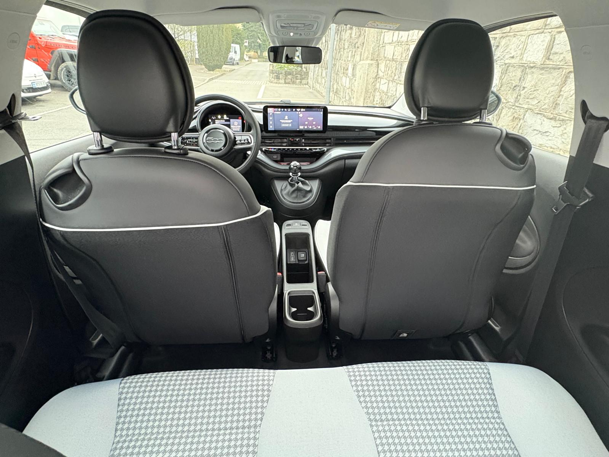 listing desktop thumbnail image 6