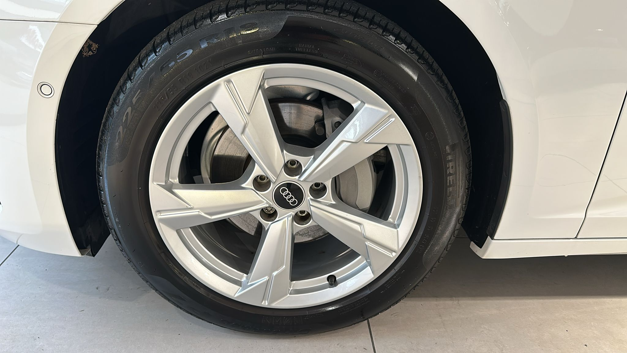 listing desktop thumbnail image 12