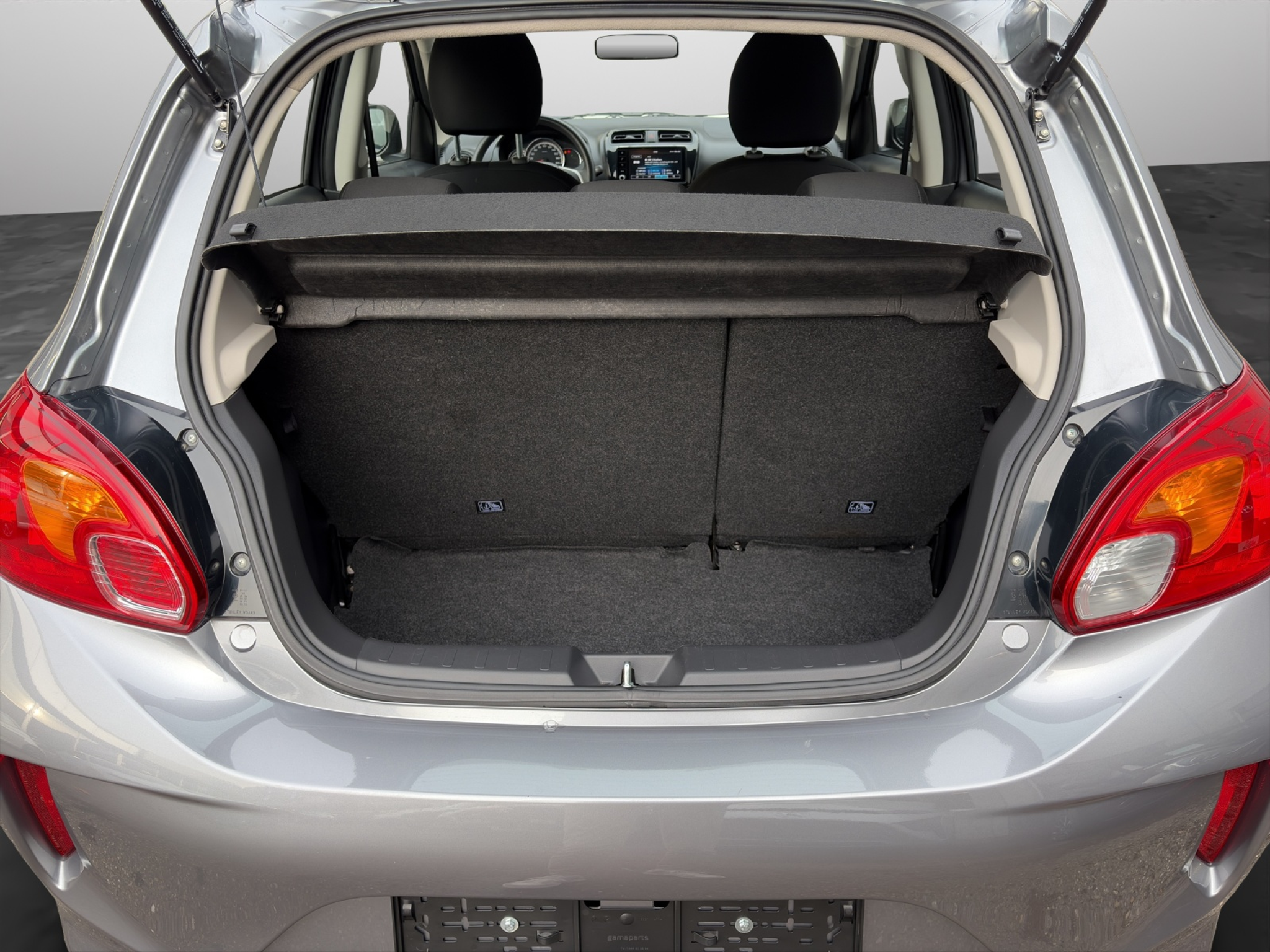 listing desktop thumbnail image 14