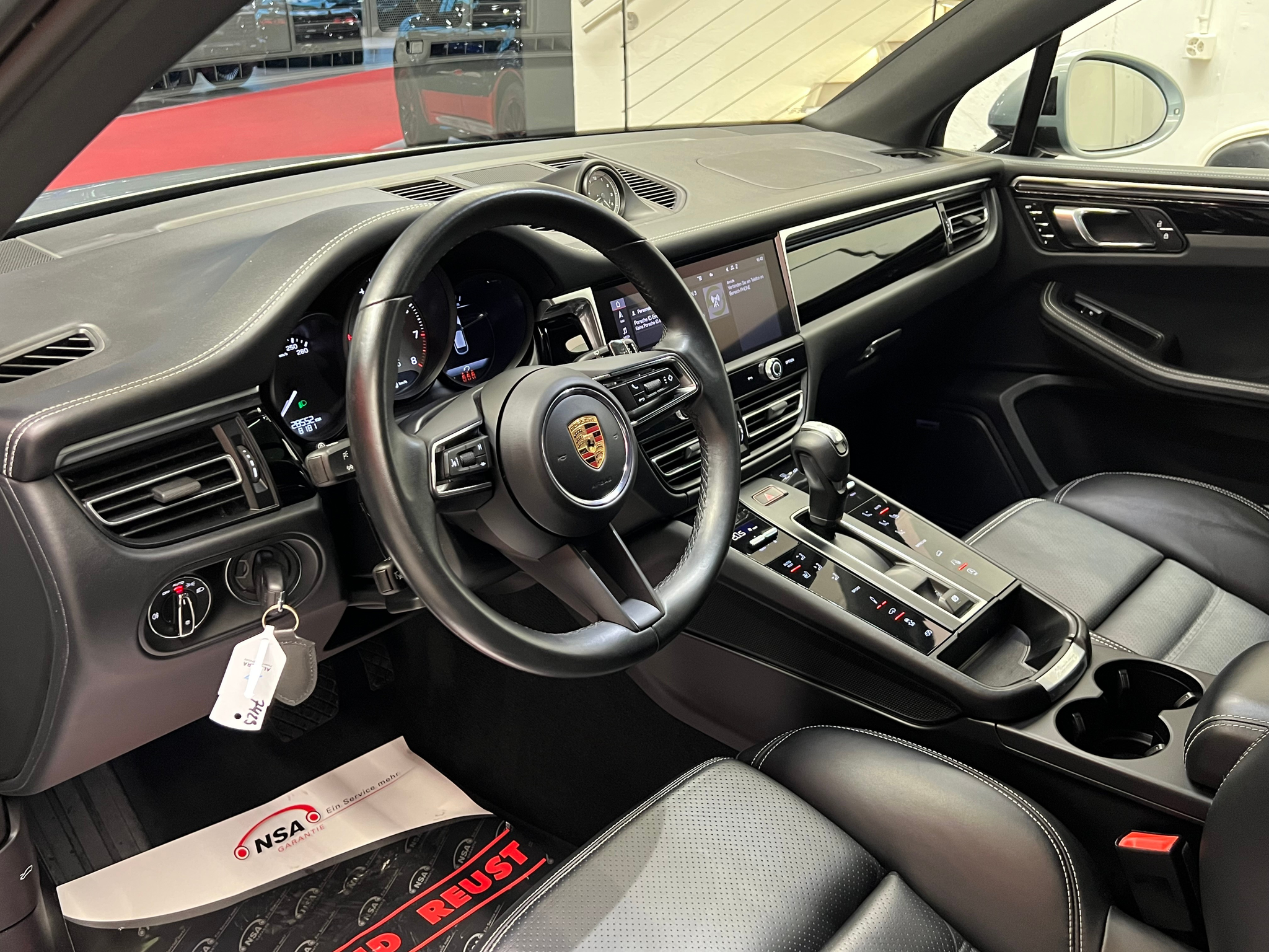 listing desktop thumbnail image 11