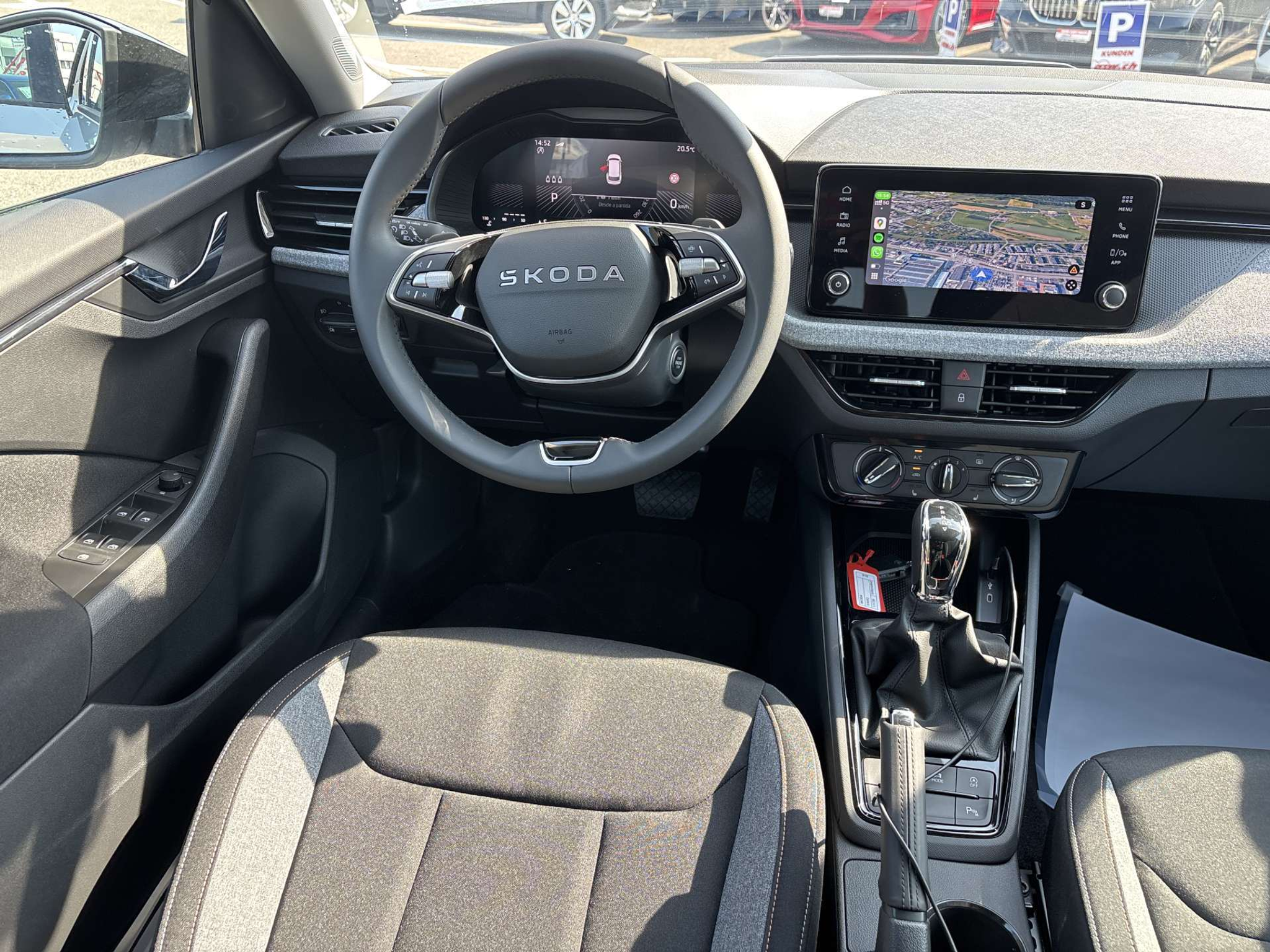 listing desktop thumbnail image 4