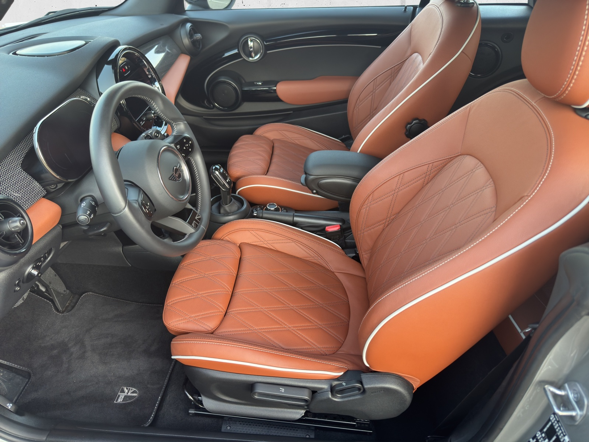 listing desktop thumbnail image 9