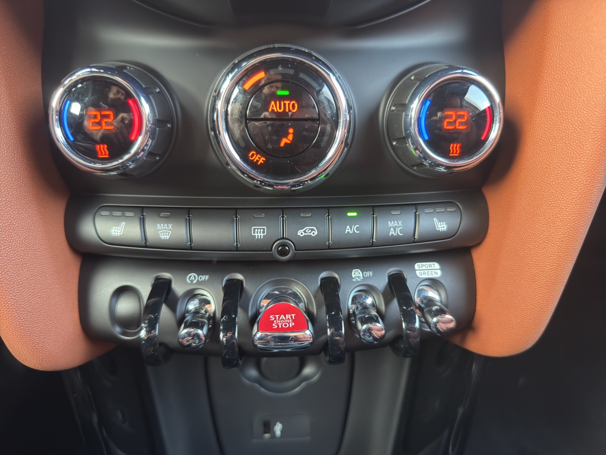 listing desktop thumbnail image 16