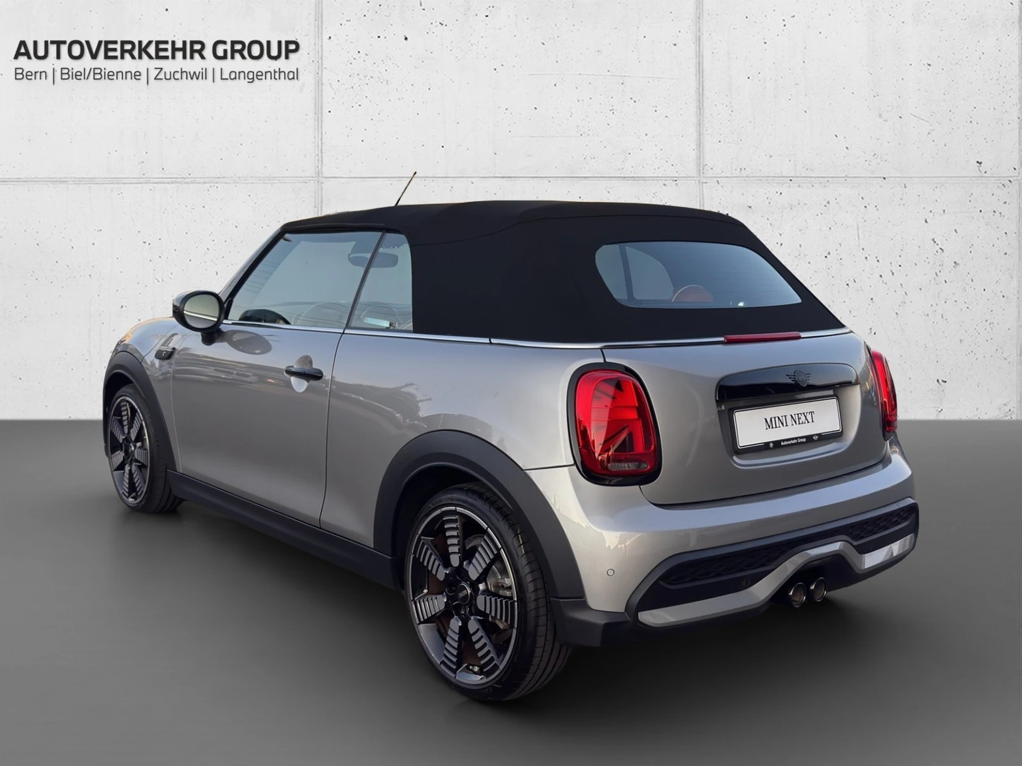 listing desktop thumbnail image 3