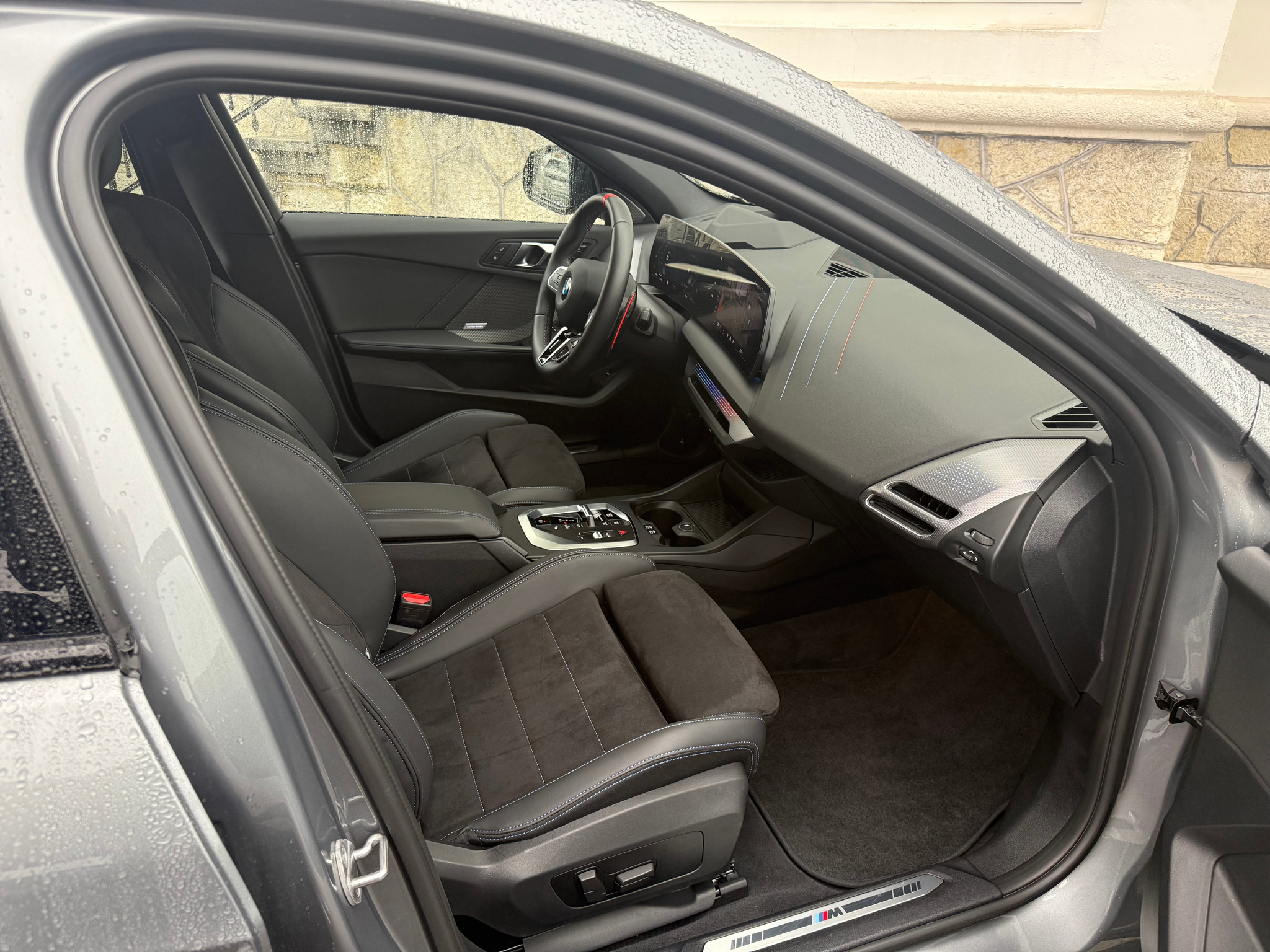 listing desktop thumbnail image 9