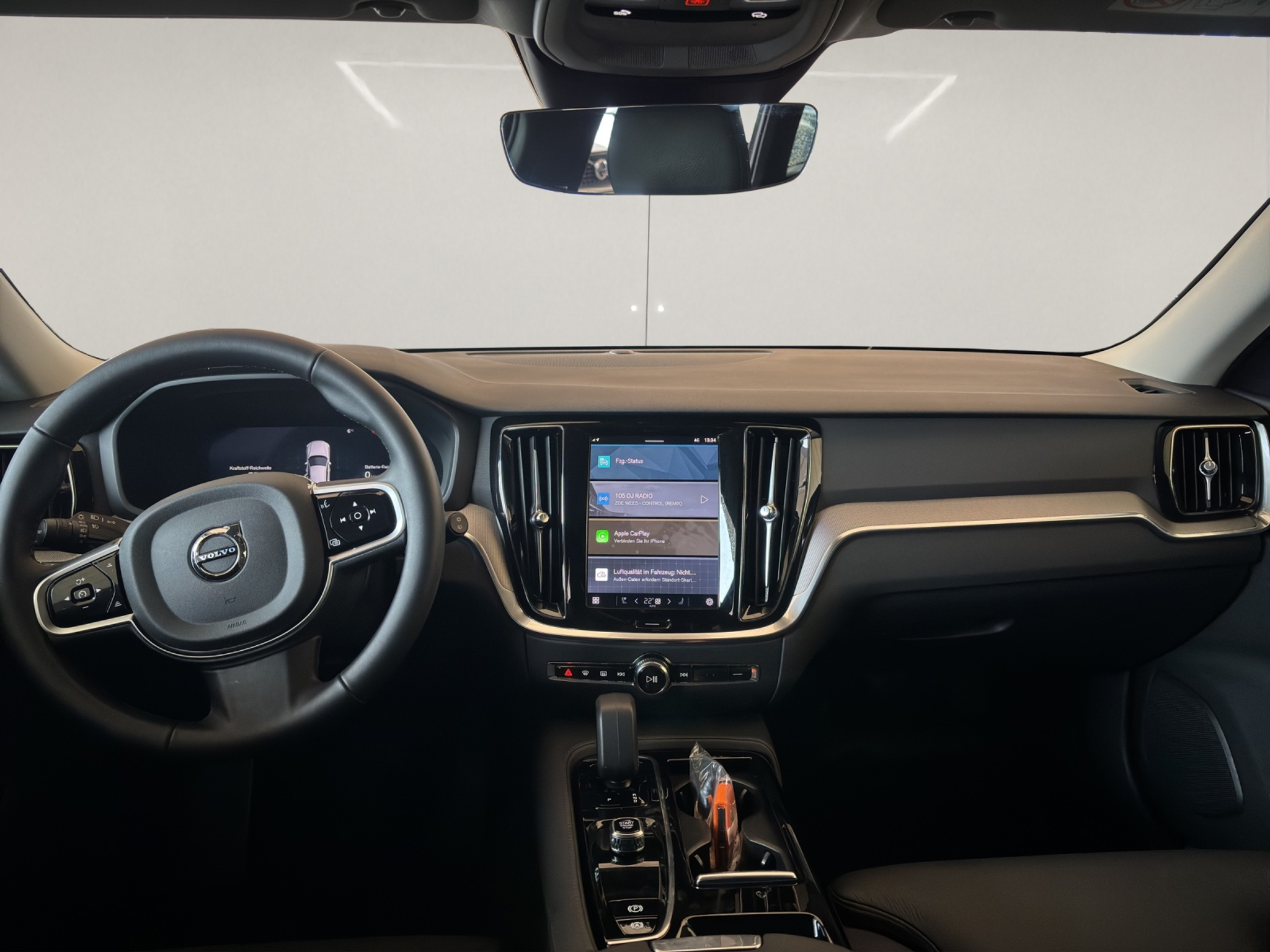 listing desktop thumbnail image 15