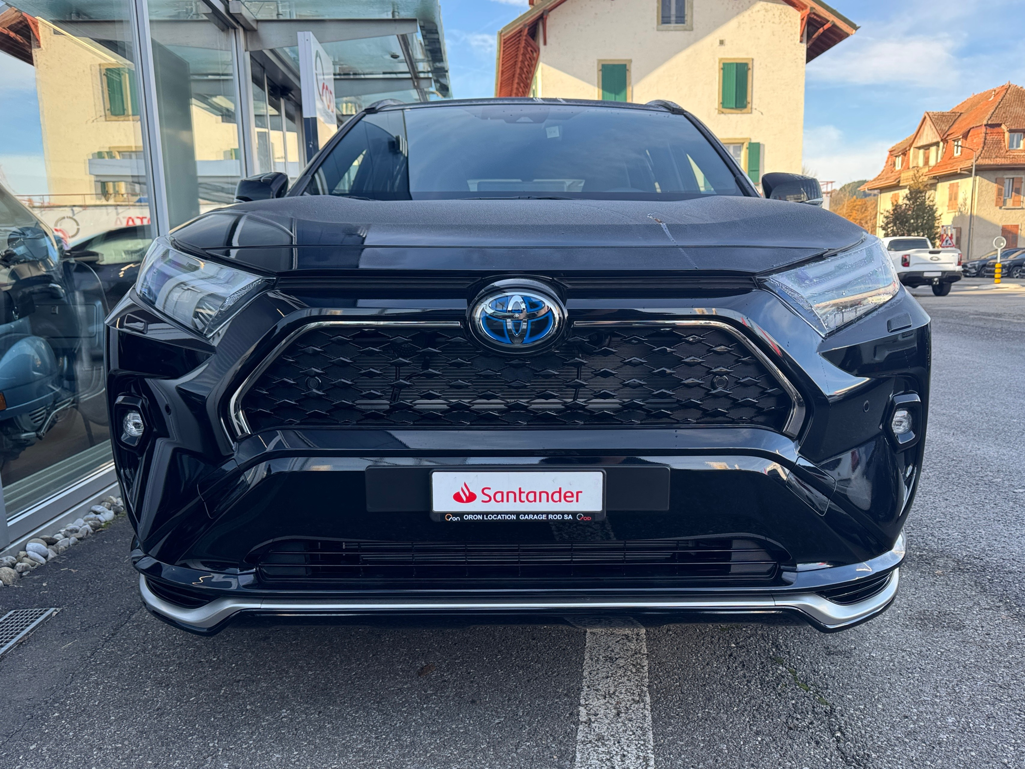 listing desktop thumbnail image 2