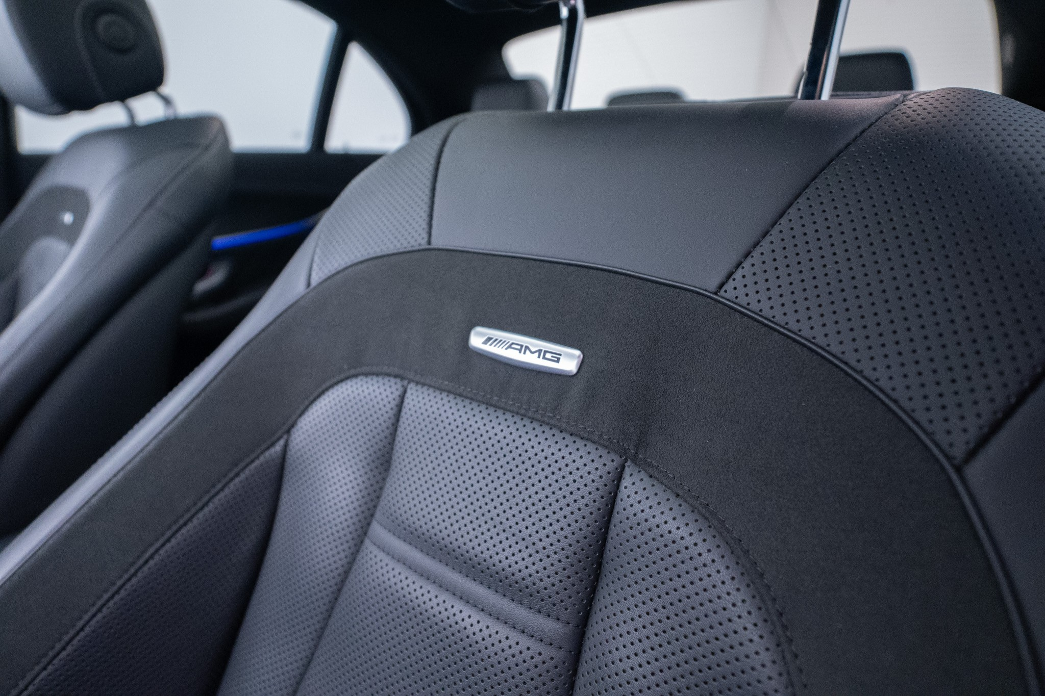 listing desktop thumbnail image 12