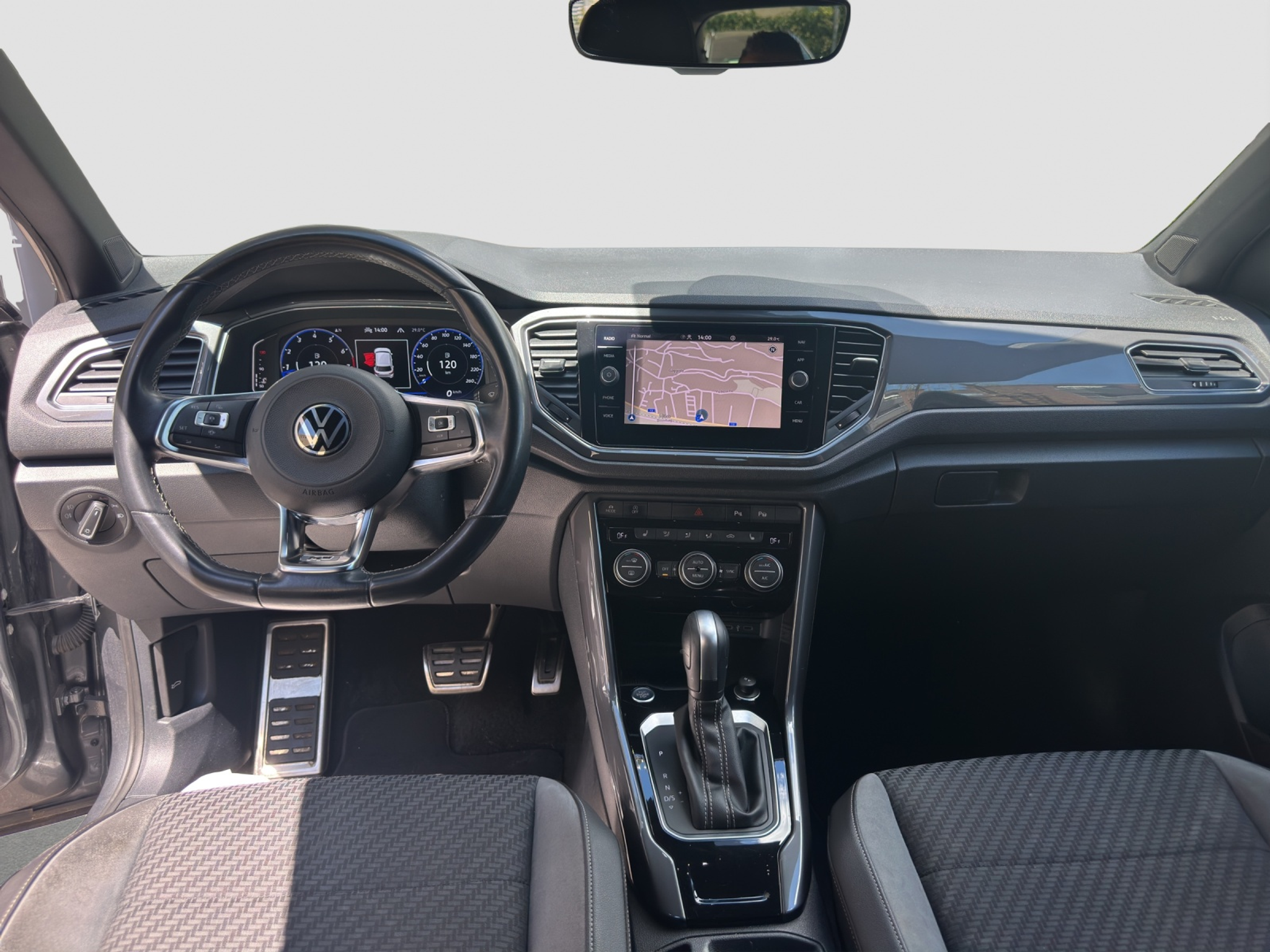 listing desktop thumbnail image 8