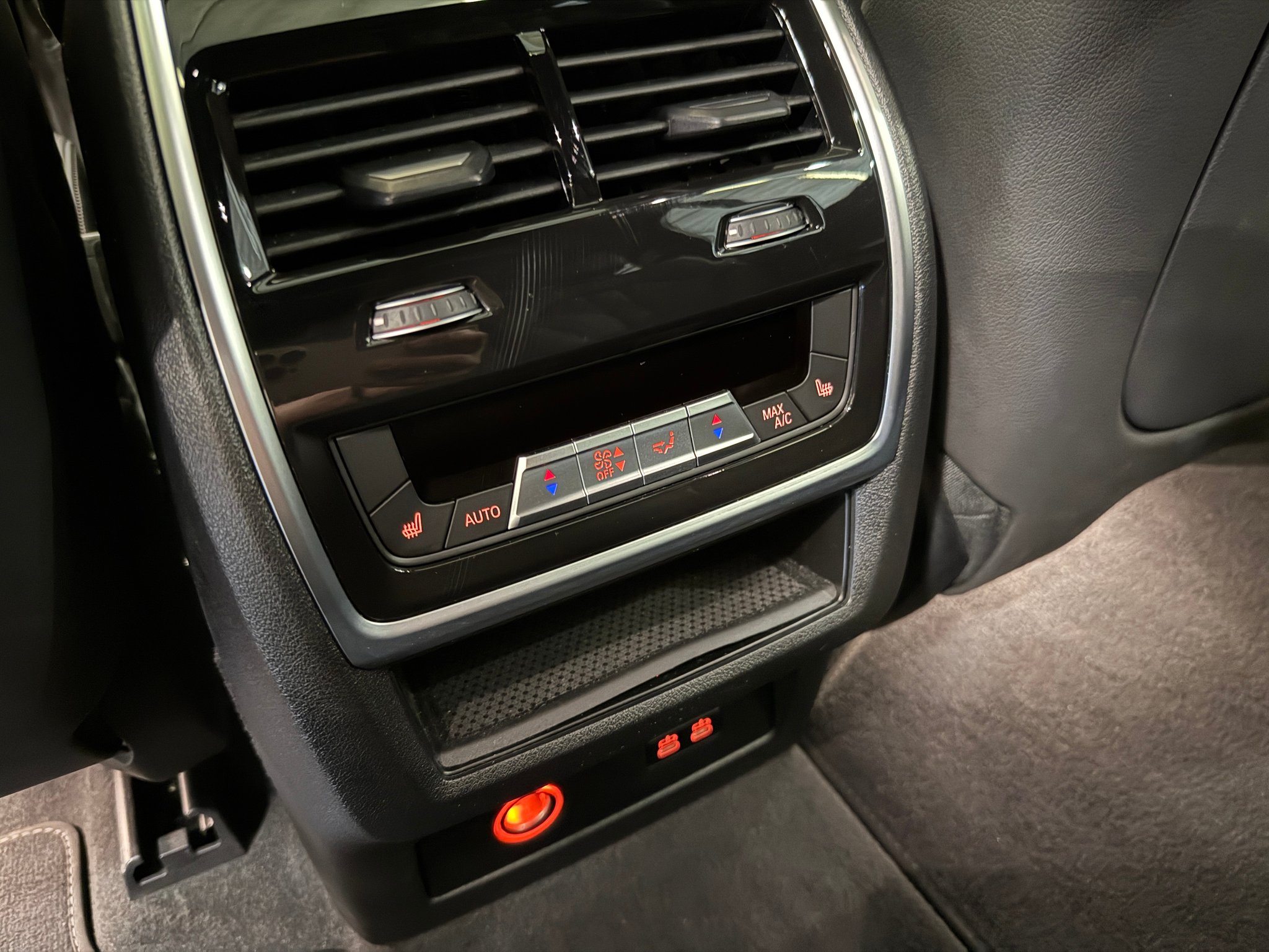 listing desktop thumbnail image 6