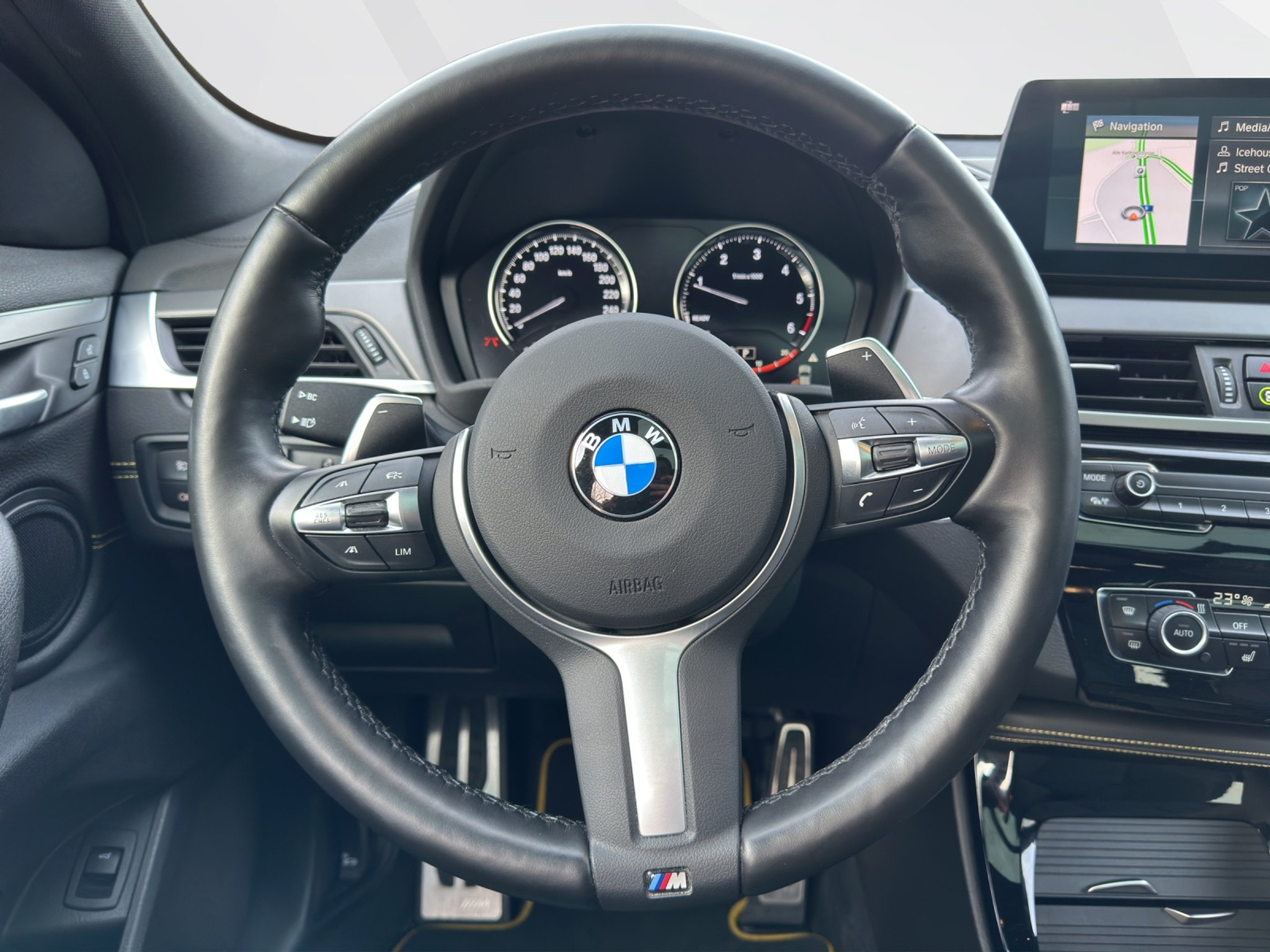 listing desktop thumbnail image 9