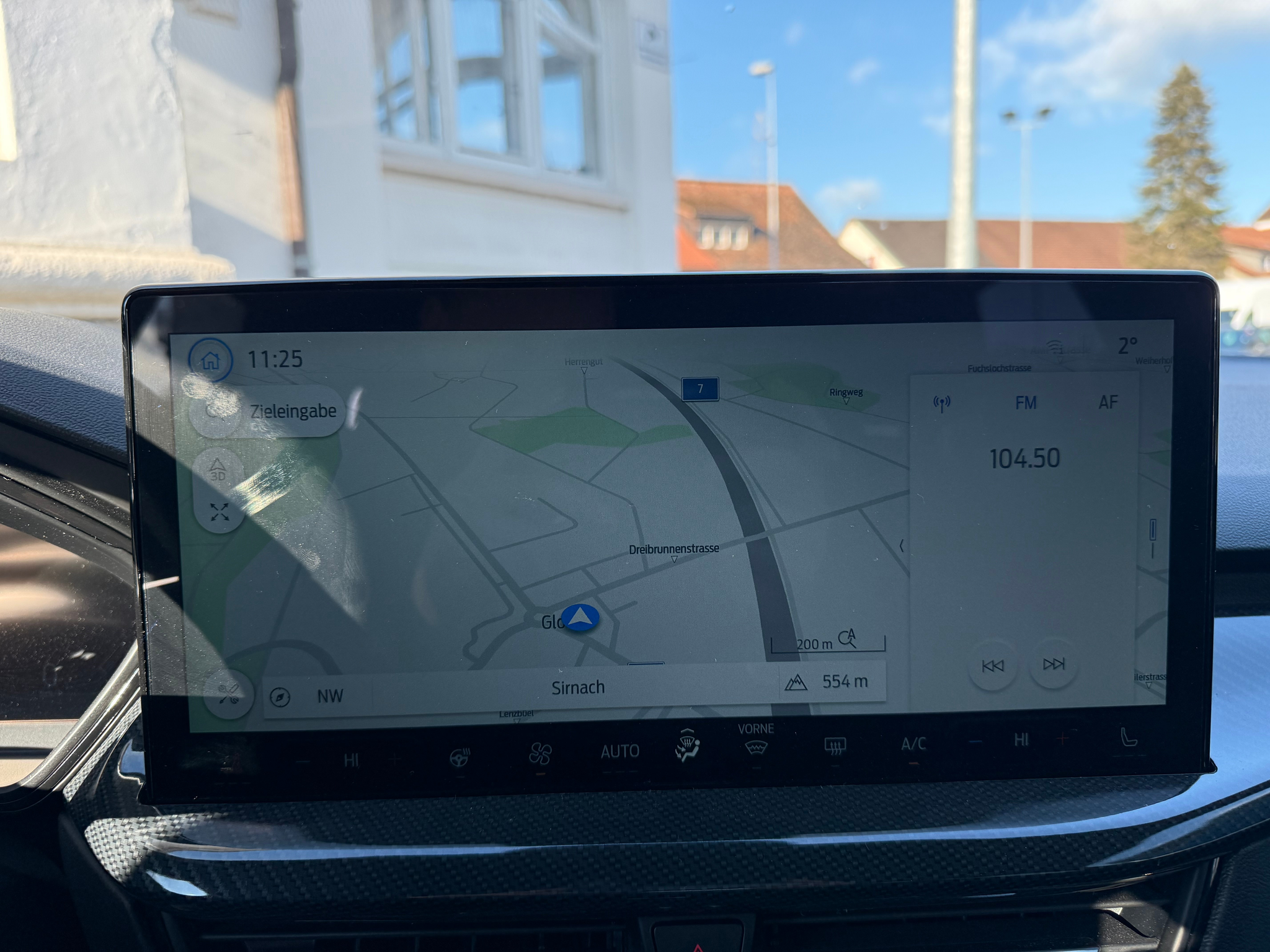 listing desktop thumbnail image 17