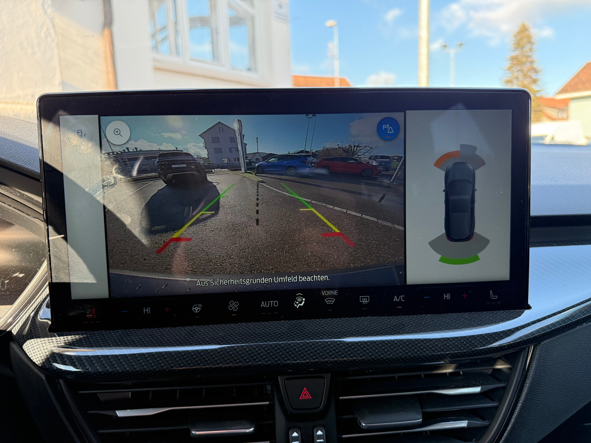 listing desktop thumbnail image 14