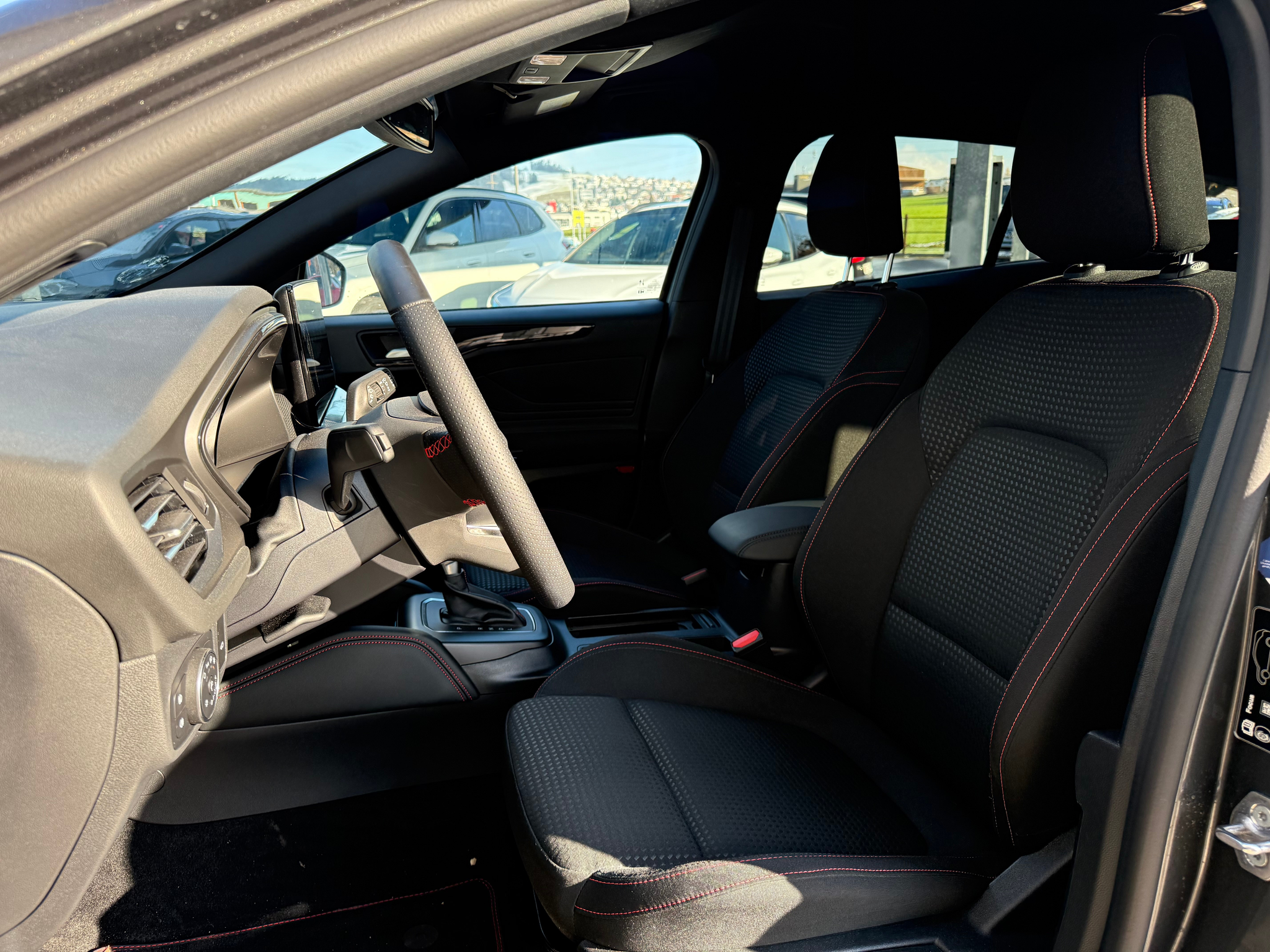 listing desktop thumbnail image 5