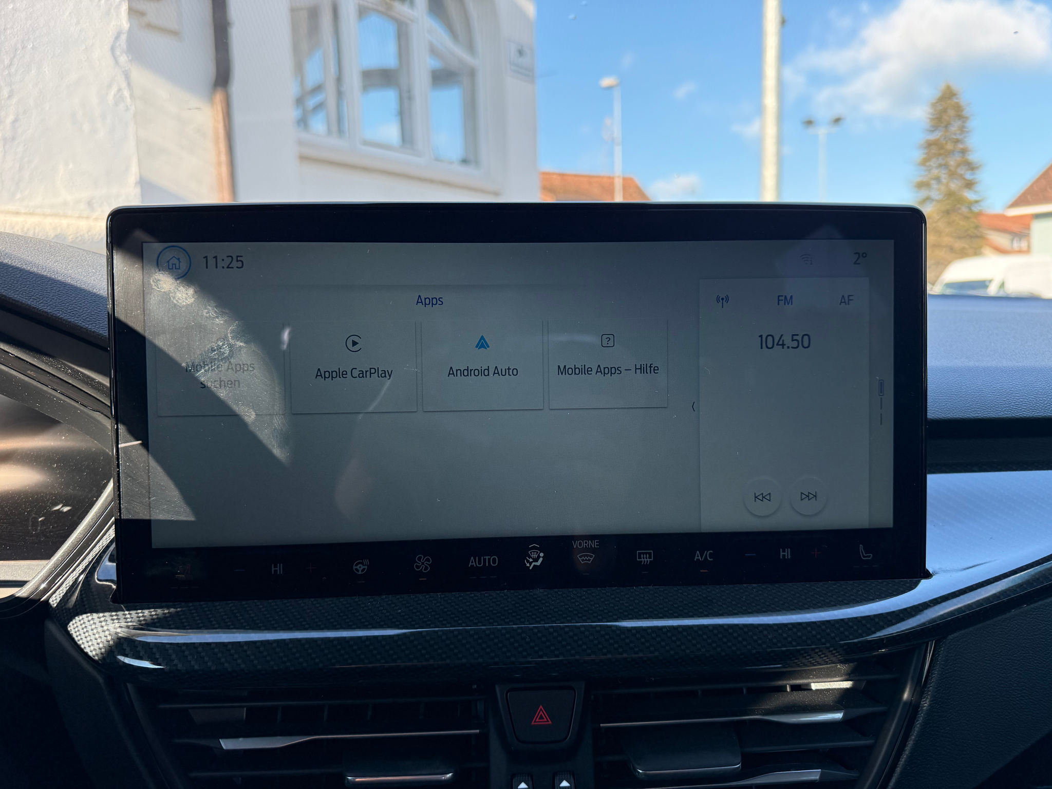 listing desktop thumbnail image 18