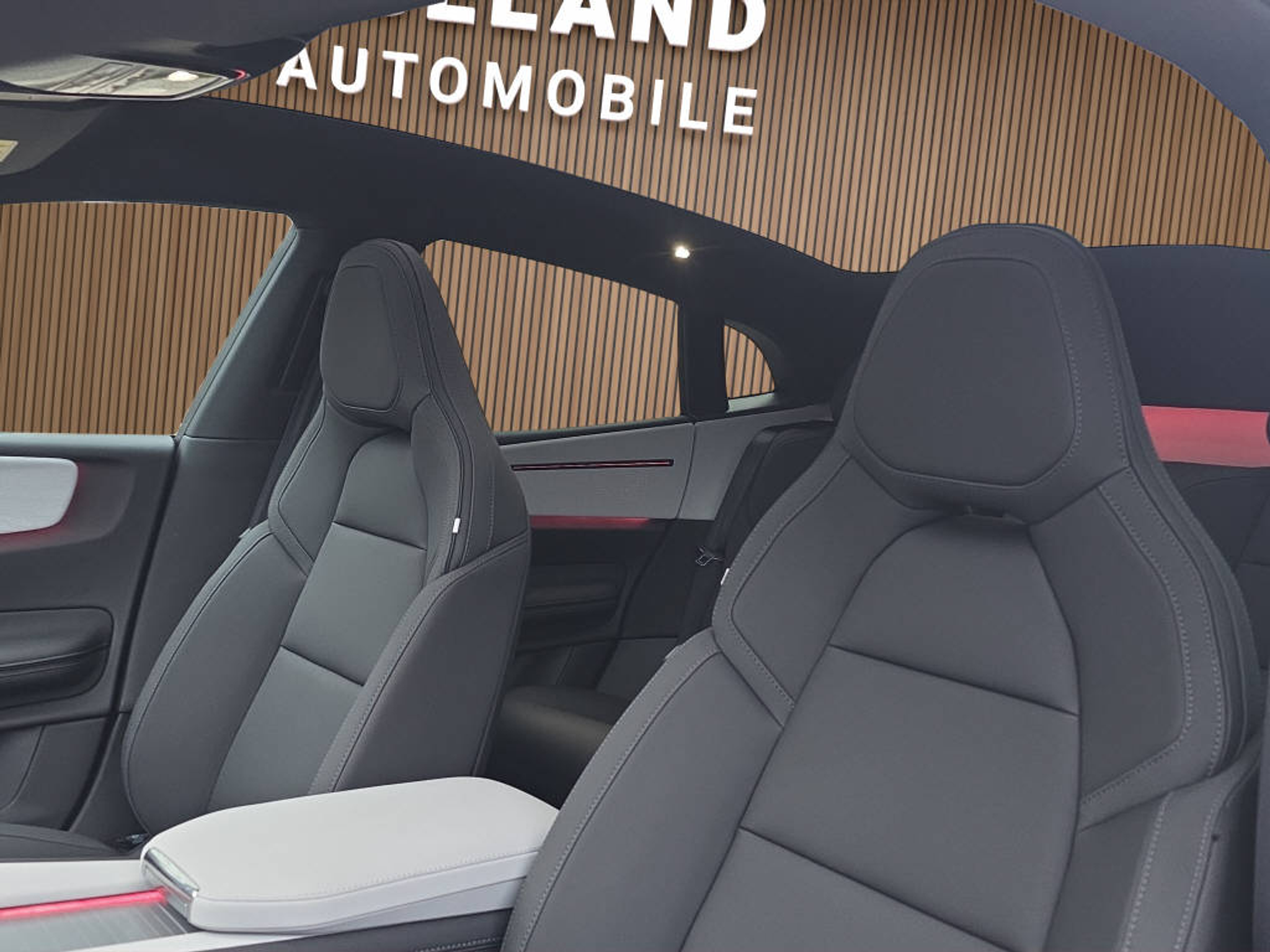 listing desktop thumbnail image 18