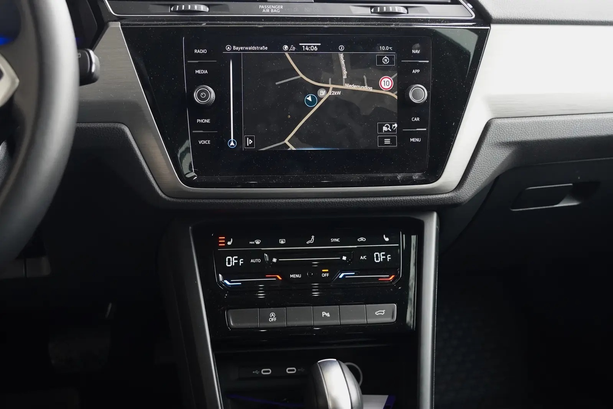 listing desktop thumbnail image 9