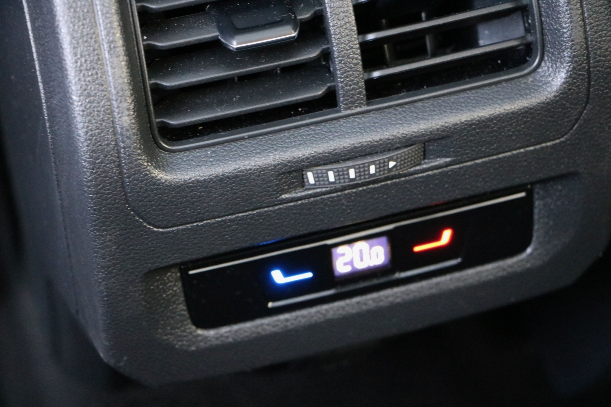 listing desktop thumbnail image 12