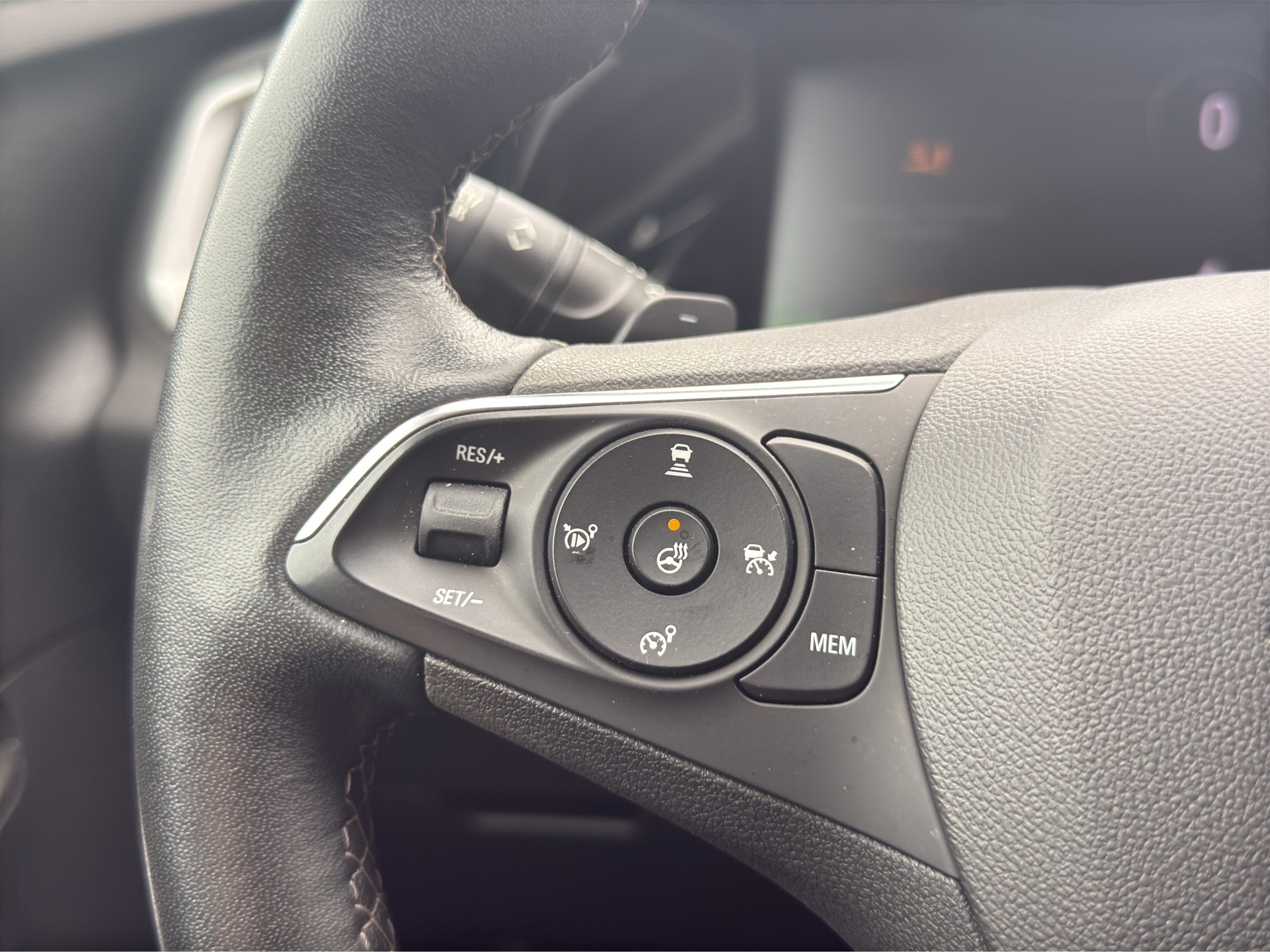 listing desktop thumbnail image 23