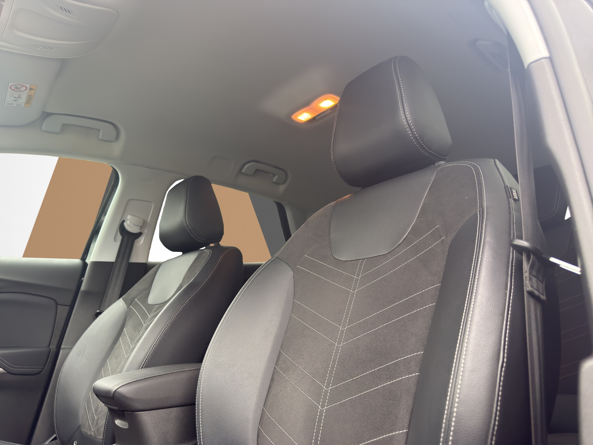 listing desktop thumbnail image 19