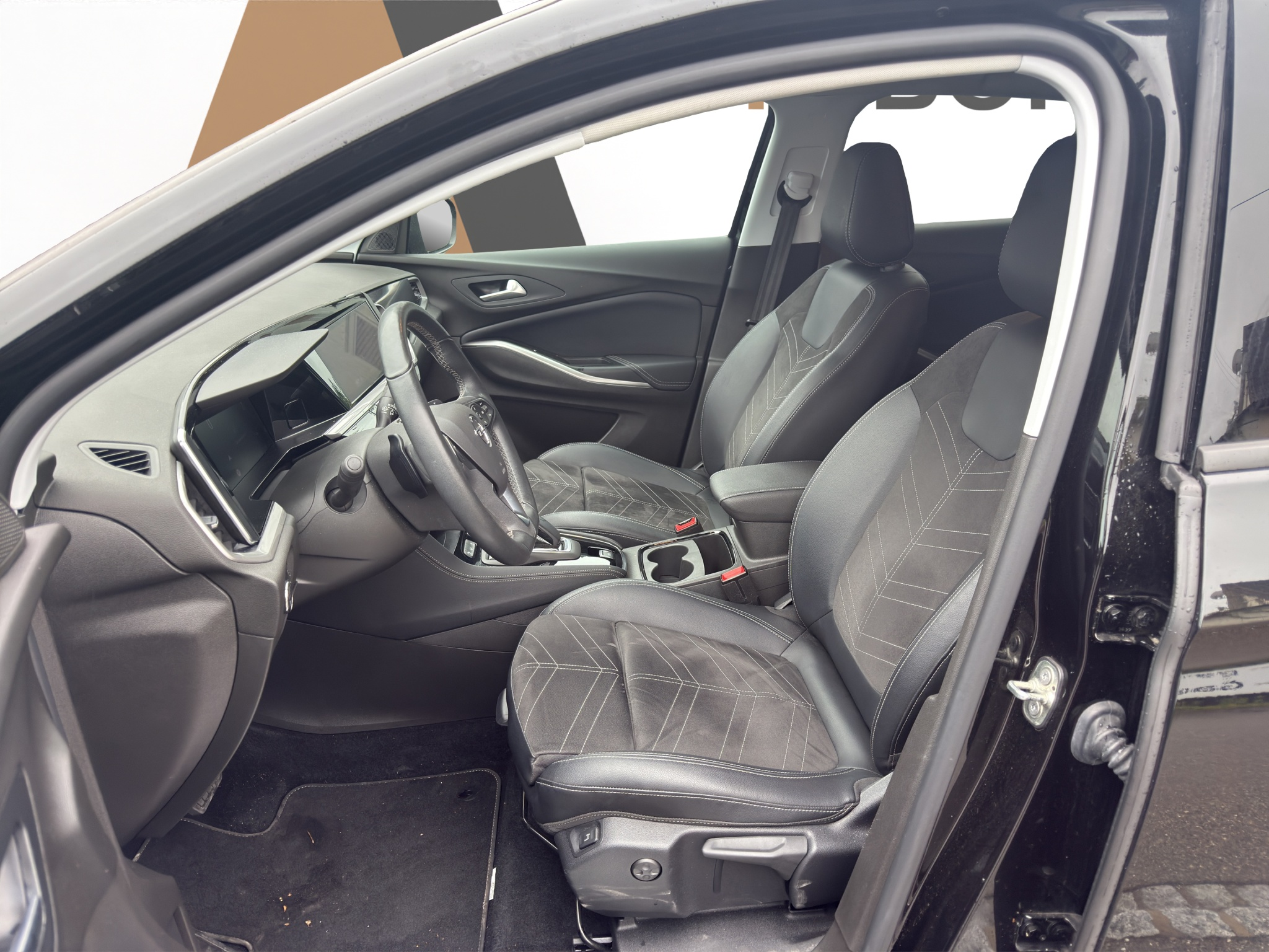 listing desktop thumbnail image 8