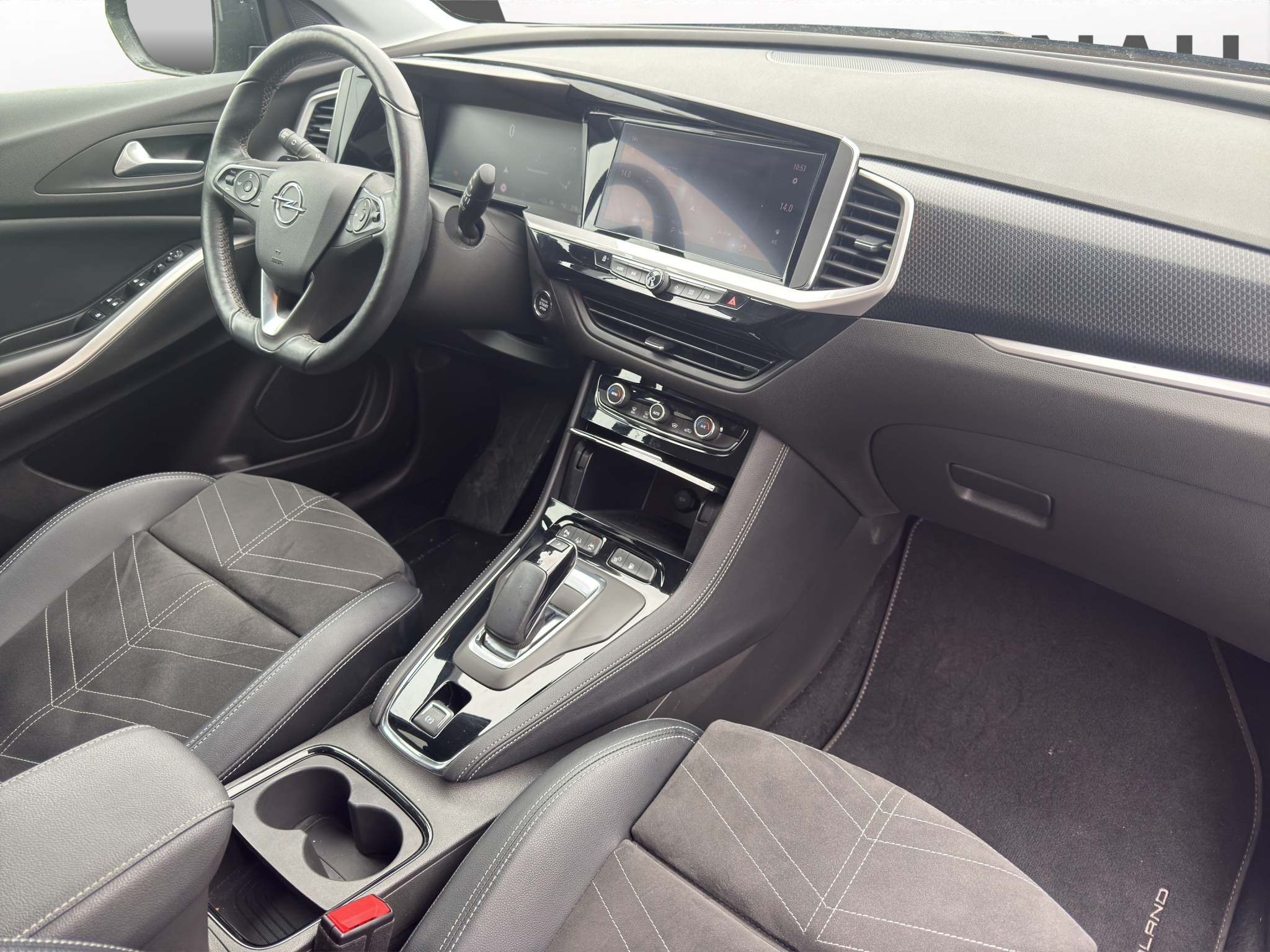 listing desktop thumbnail image 10